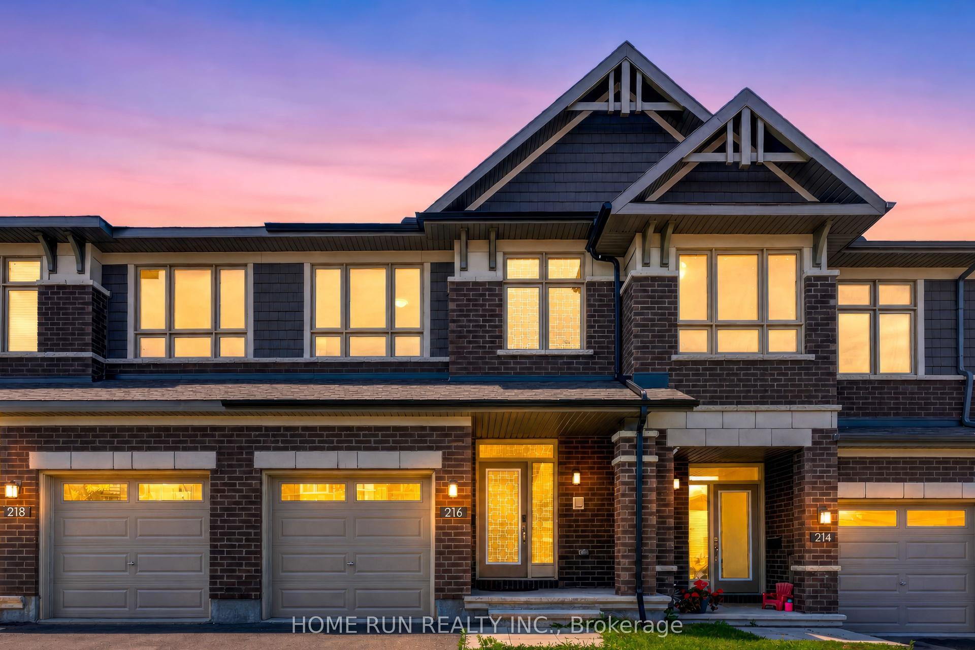 216 Trumpeter Acres, Blossom Park - Airport and Area — Townhouse for sale, photo 1