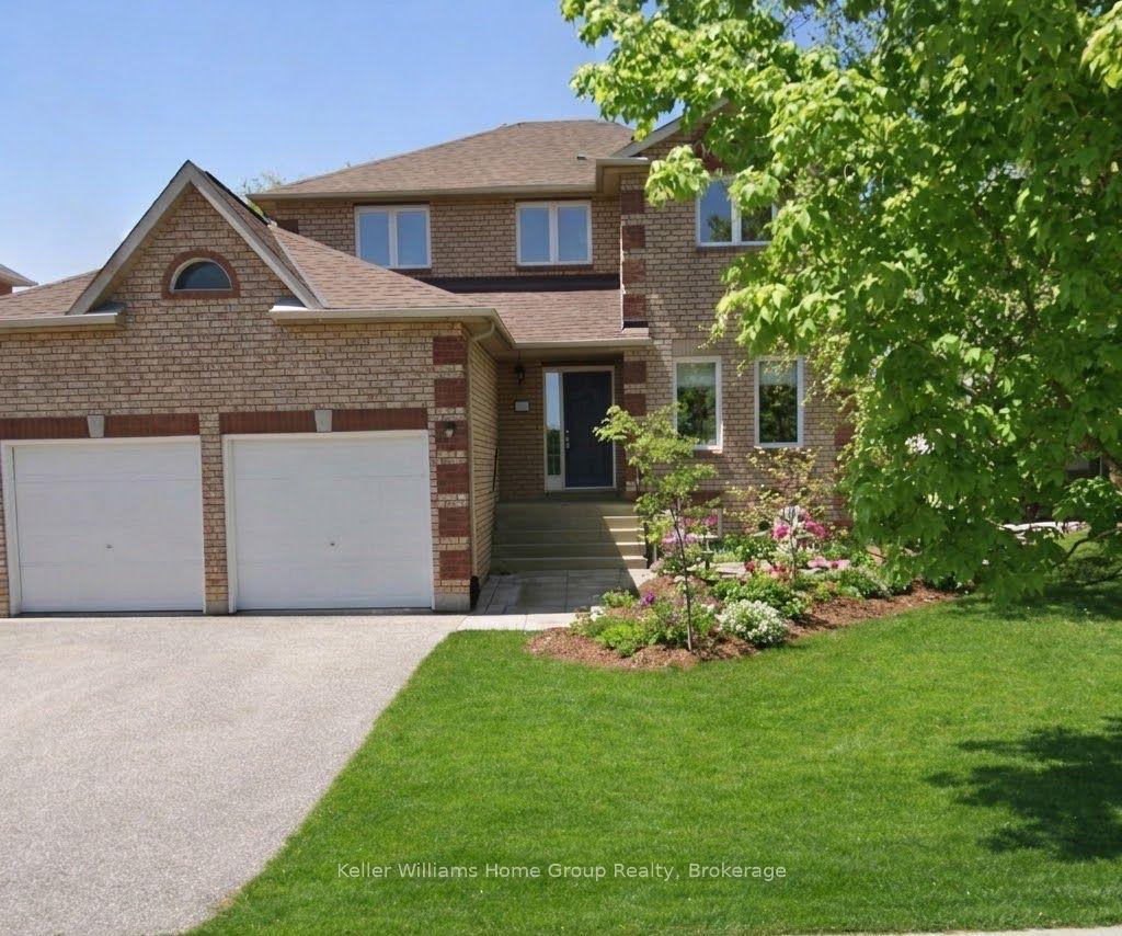 304 Daniel Crescent — photo 1