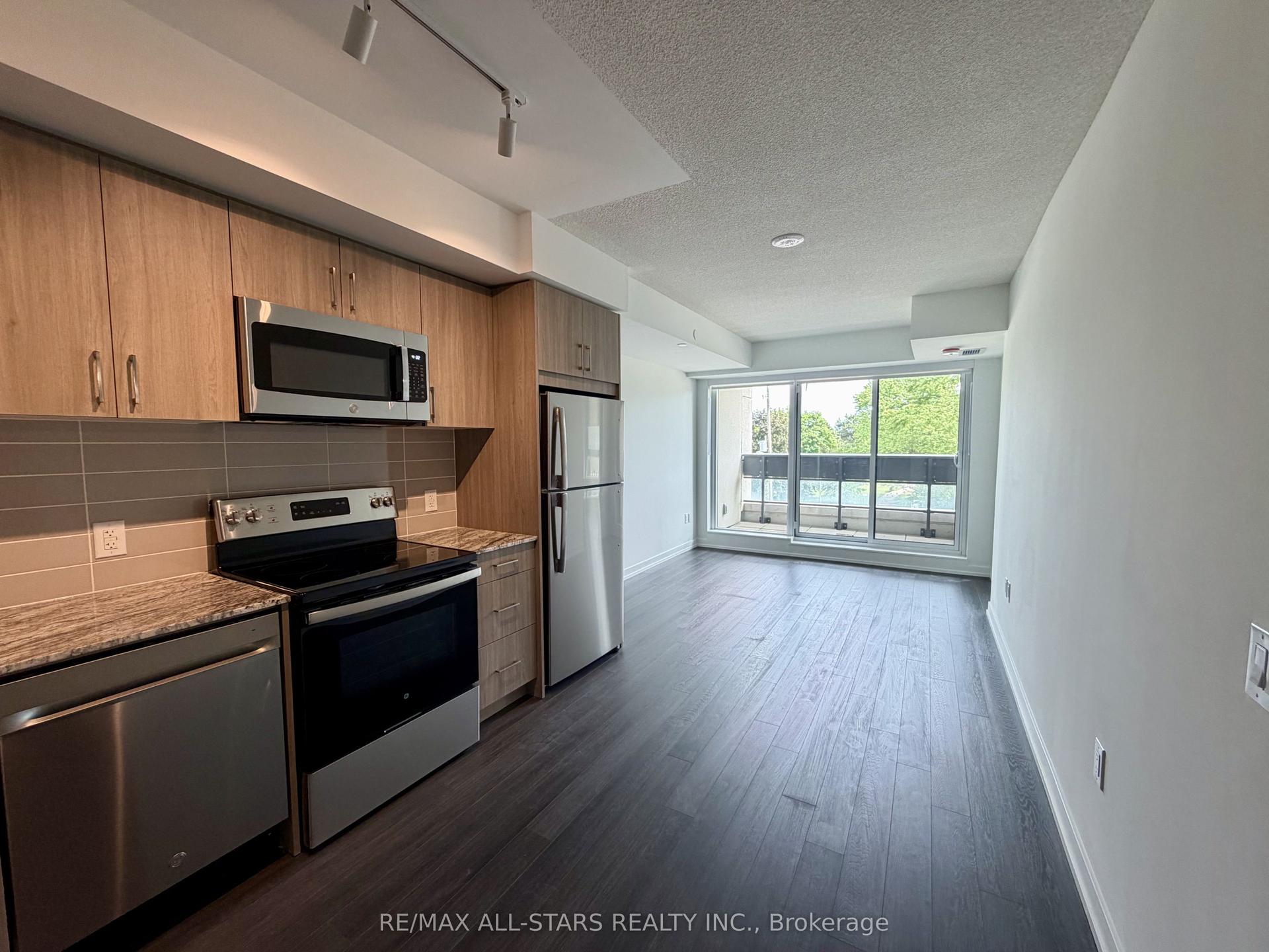 4010 Eglinton Avenue W 221 #221 — photo 1