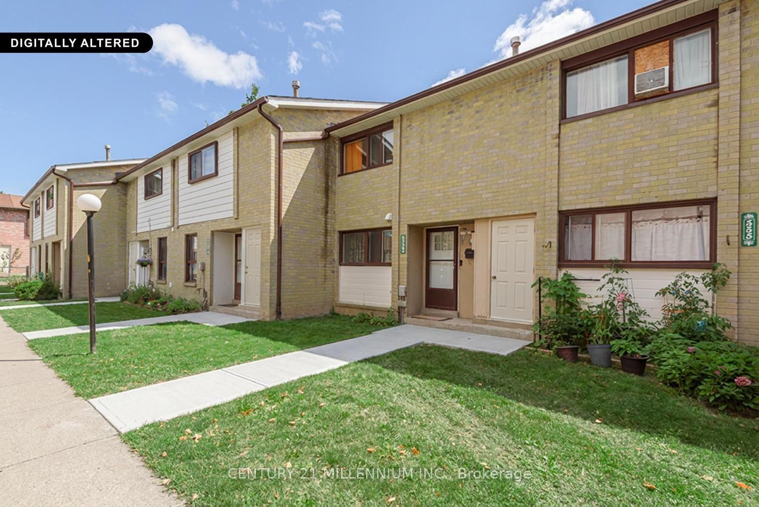 336 Fleetwood Crescent, Brampton — Condo Town for sale, photo 1