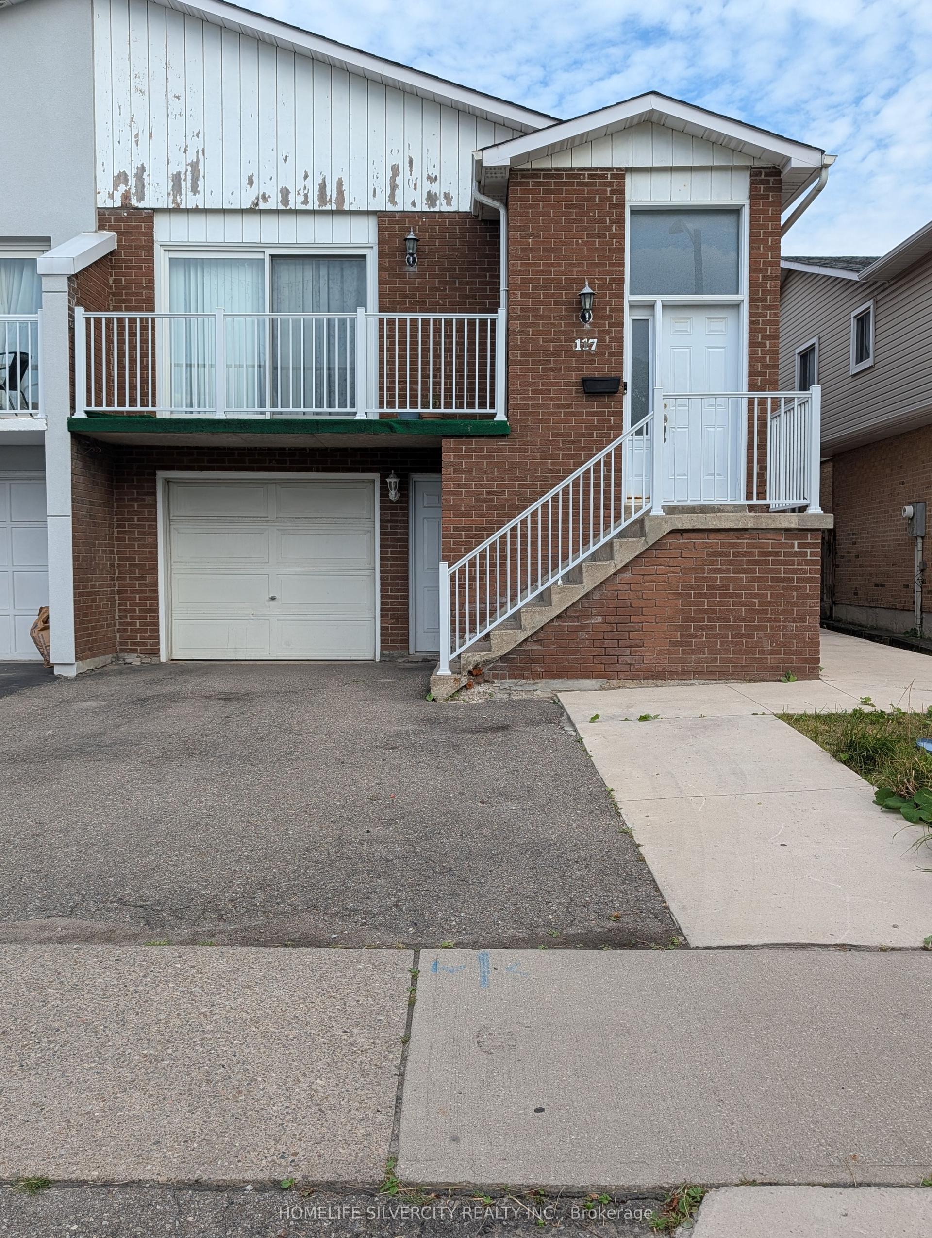 117 Simmons Boulevard, Brampton — Semi-Detached for sale, photo 1