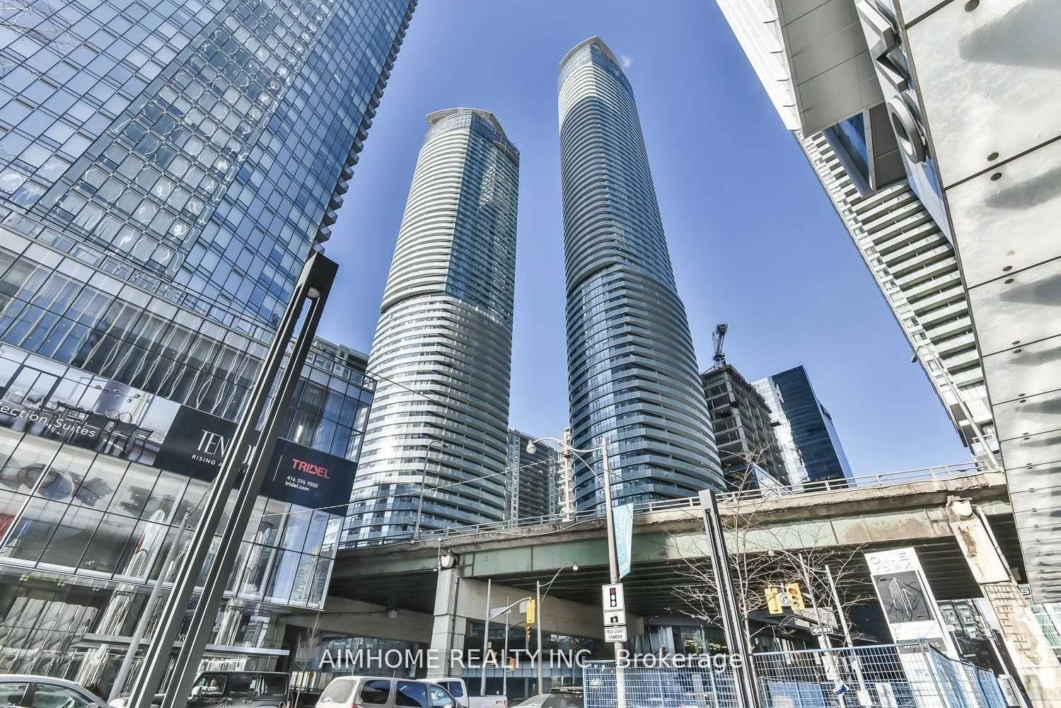 12 York Street 1909 #1909, Toronto — Condo for lease, photo 1