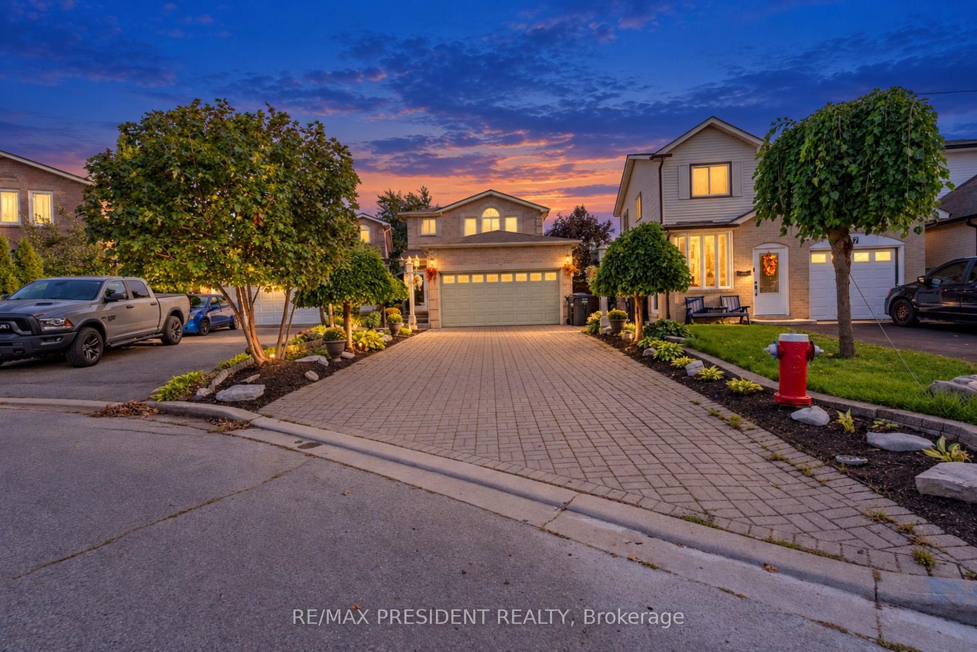 9 Aster Court, Brampton — Detached for sale, photo 1
