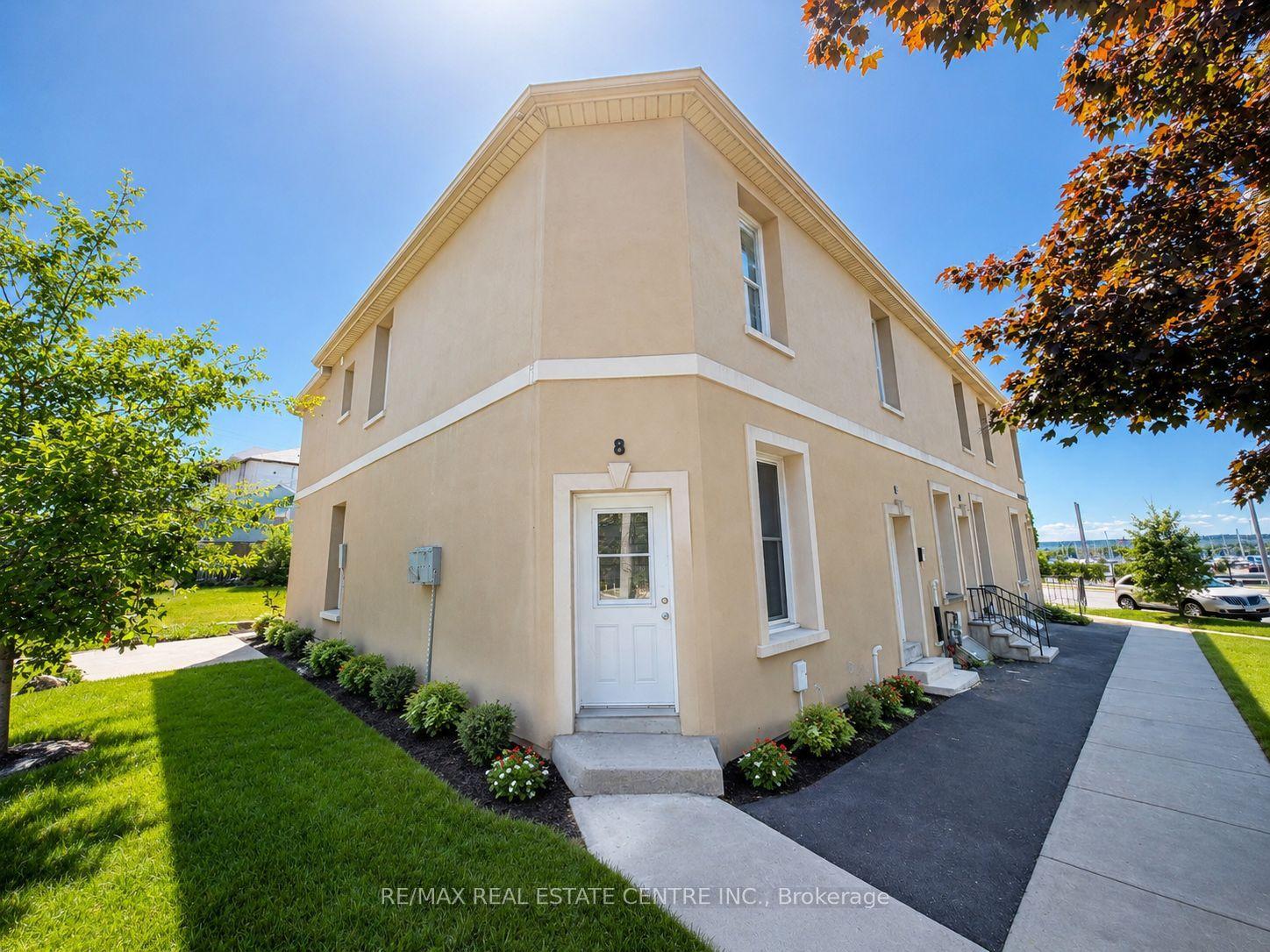 8 Brock Street — photo 1