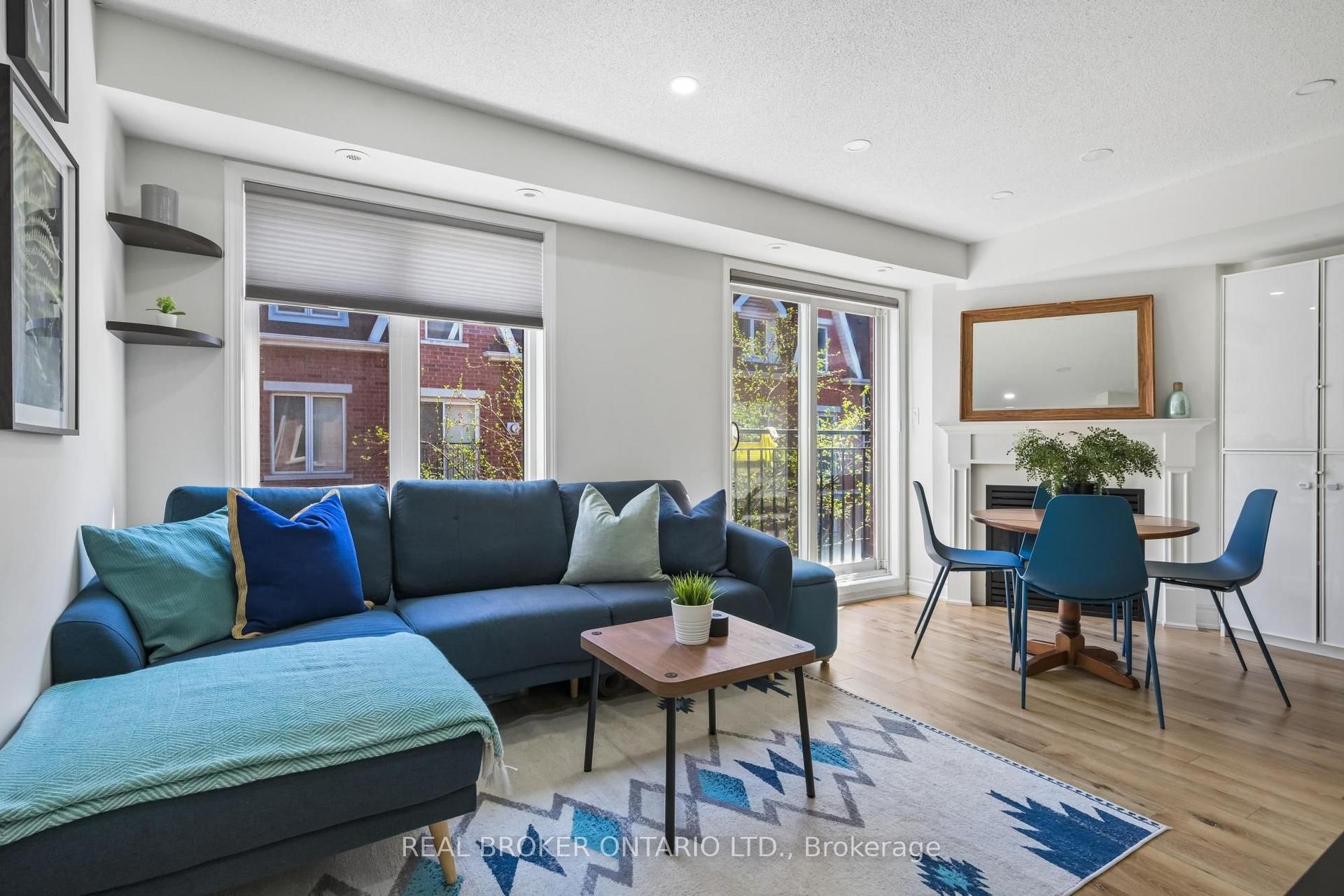18 Laidlaw Street 1011 #1011 — photo 1