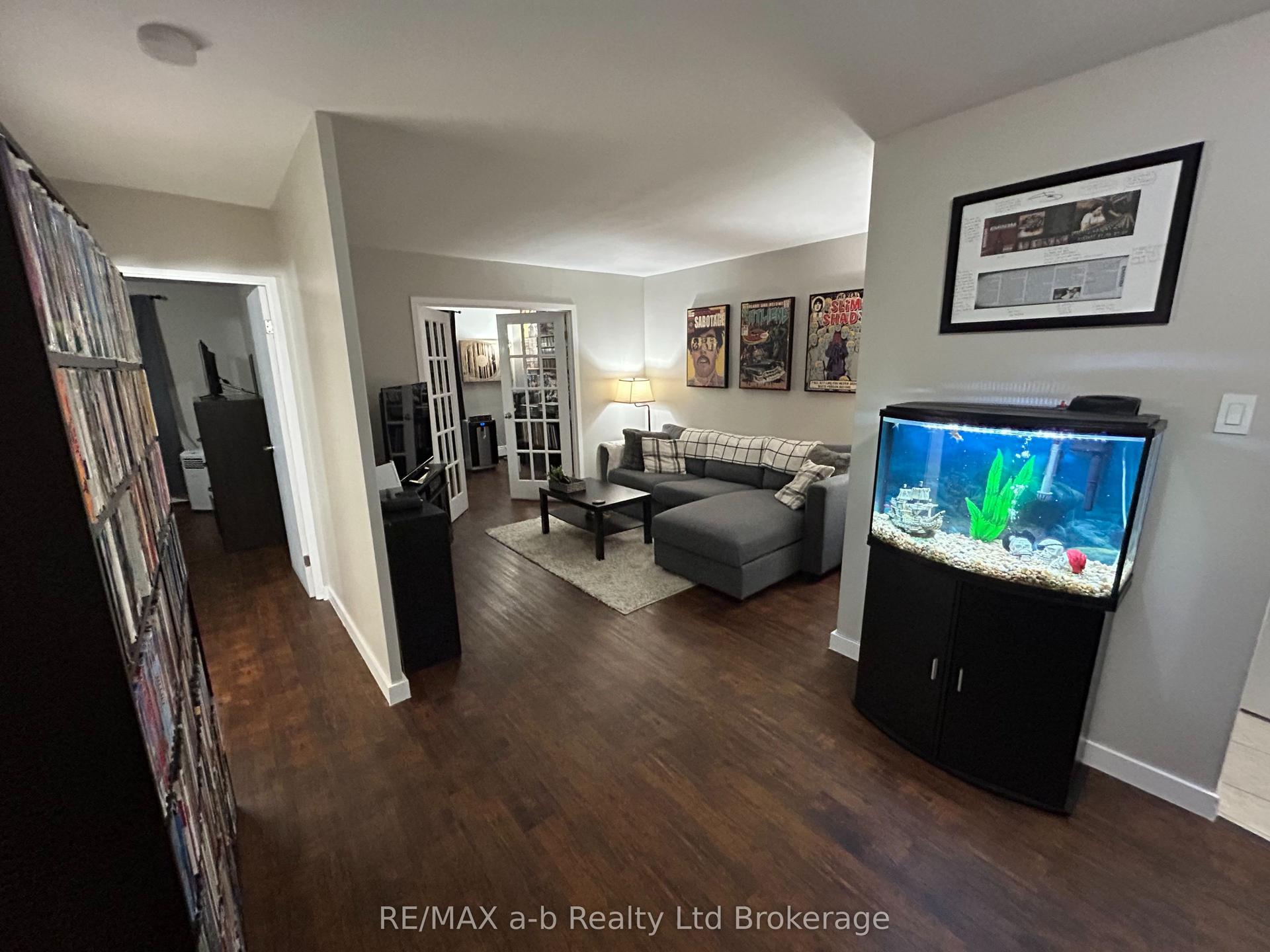 583 Mornington Avenue 501 #501 — photo 1