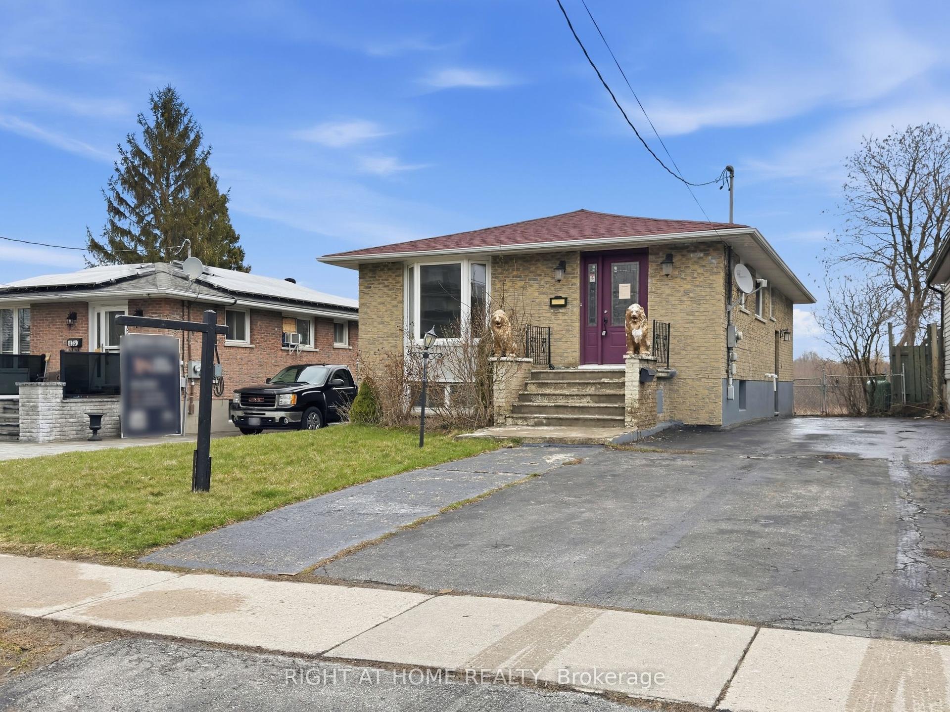 839 Glen Street — photo 1