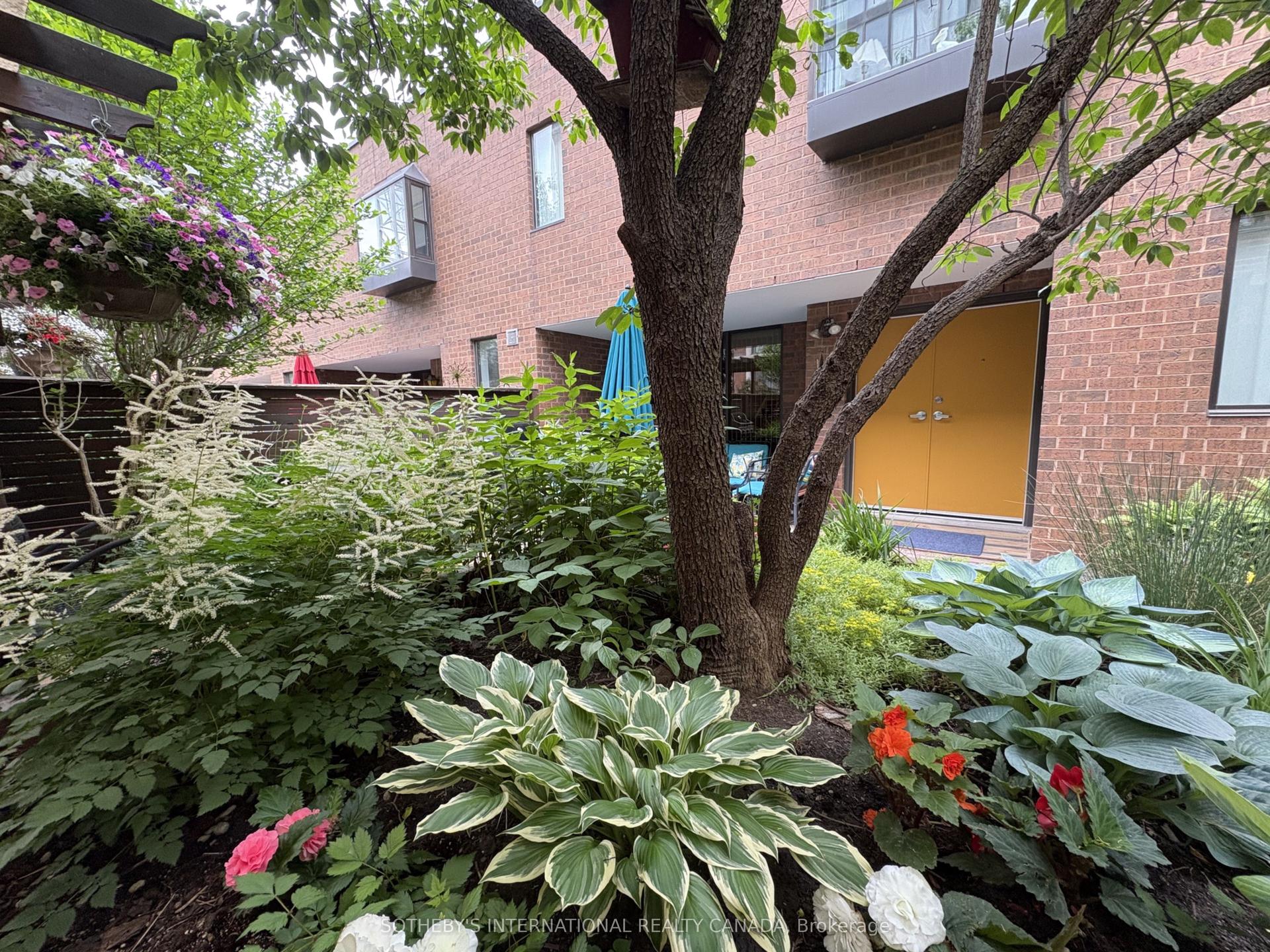 188 Spadina Avenue Th. 2 #Th. 2 — photo 1