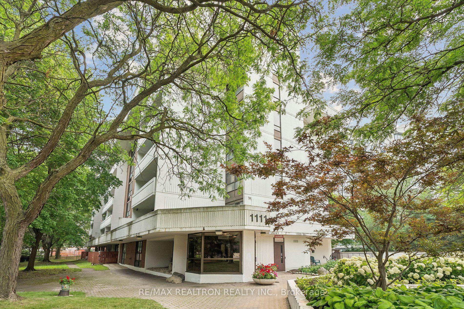 1111 Steeles Avenue W 307 #307, Toronto — Condo for sale, photo 1