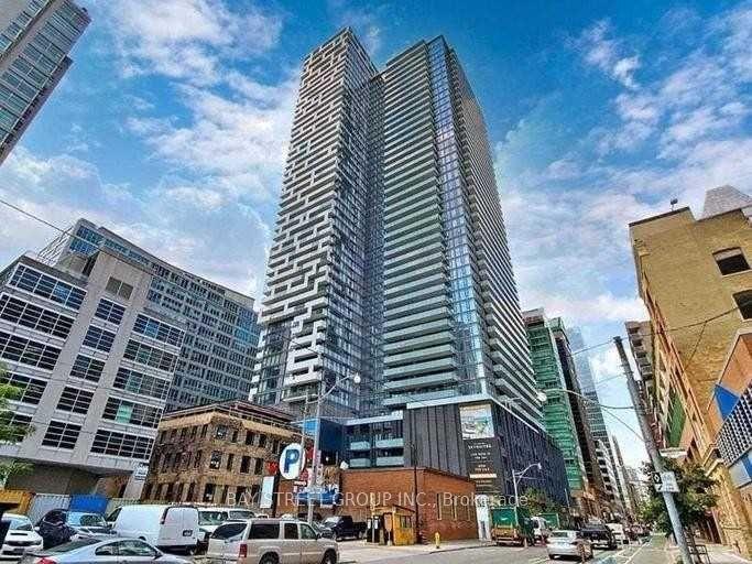 25 Richmond Street 804 #804, Toronto — Condo for lease, photo 1
