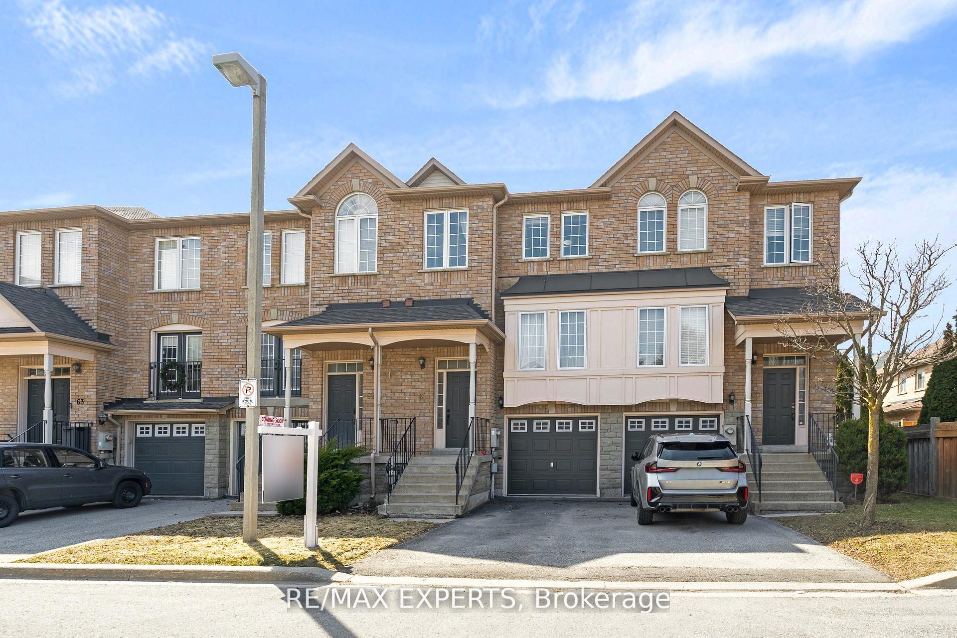 19 Foxchase Avenue 61 #61 — photo 1