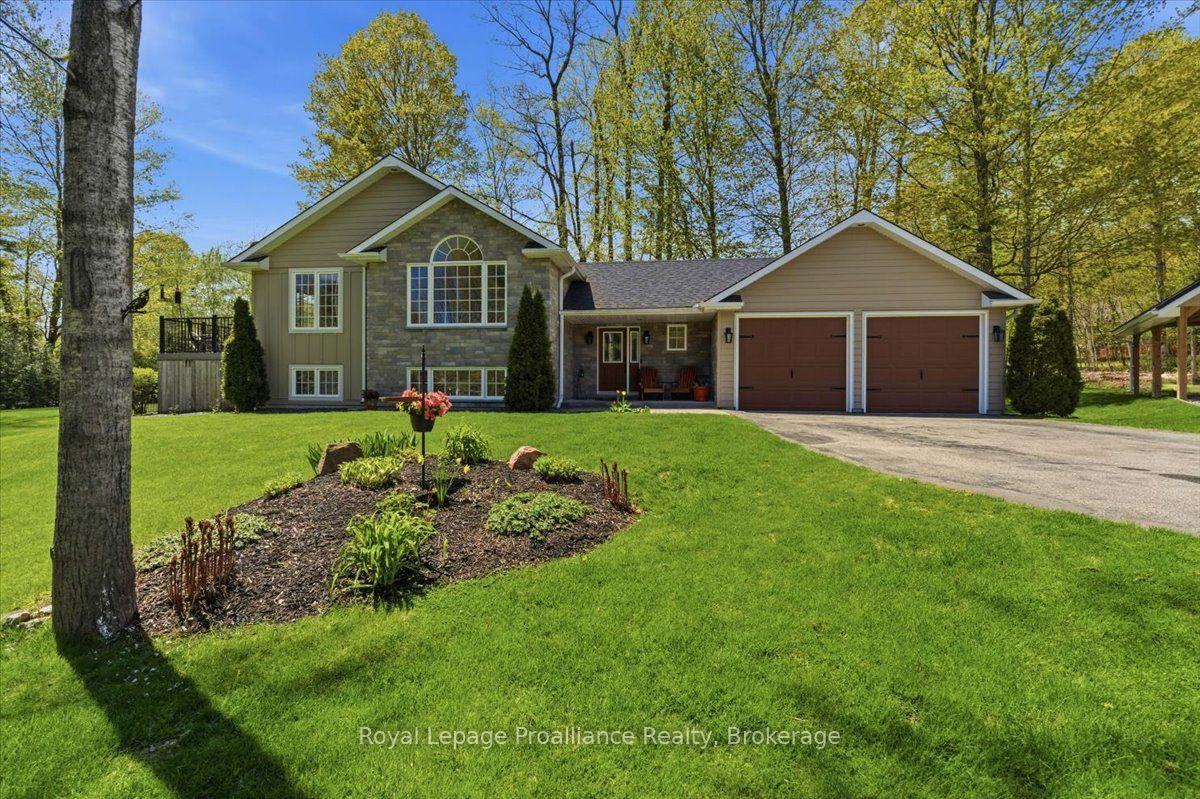 80 Whispering Woods Drive — photo 1