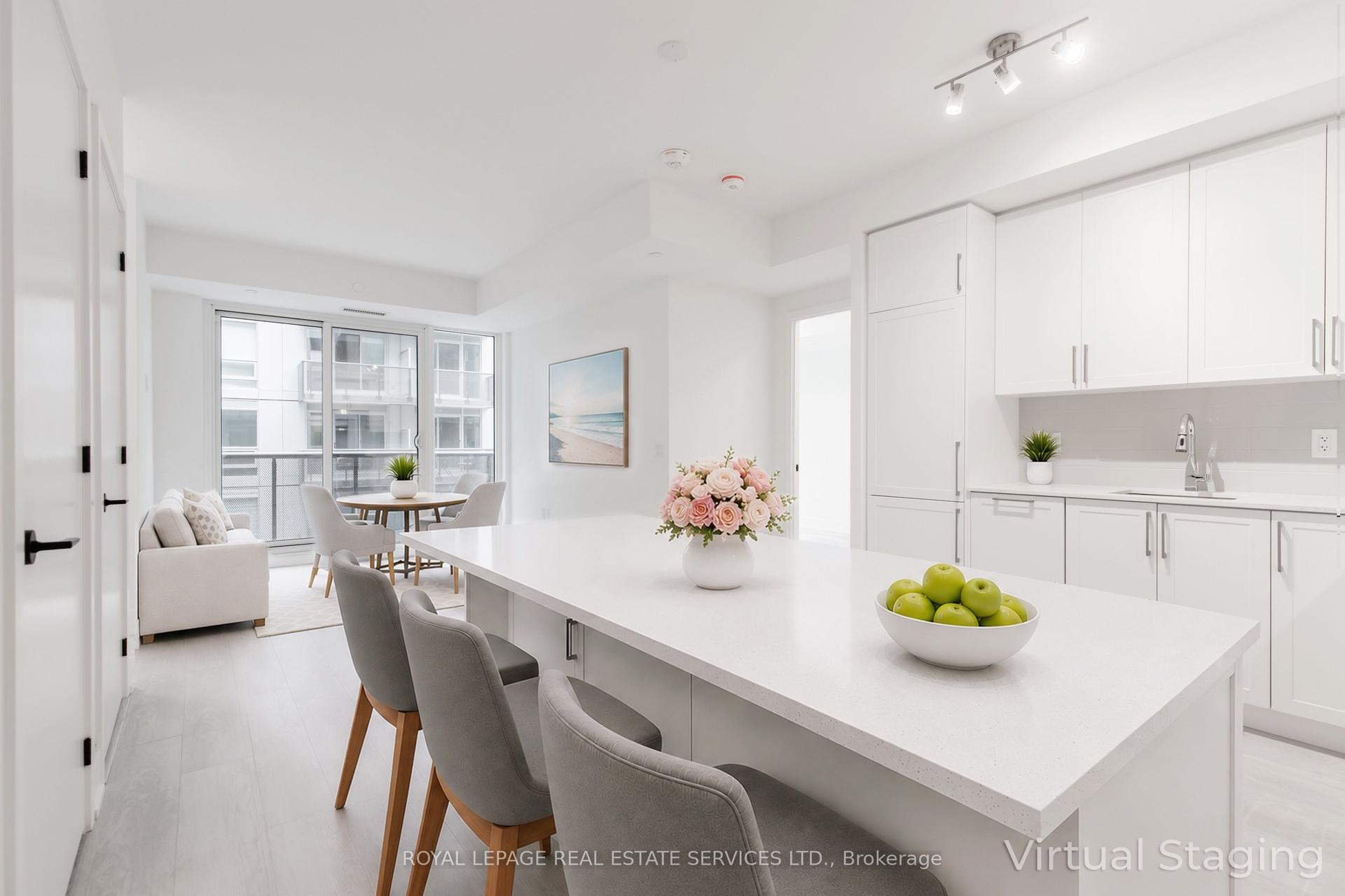 2450 Old Bronte Road 325 #325, Oakville — Condo for sale, photo 1