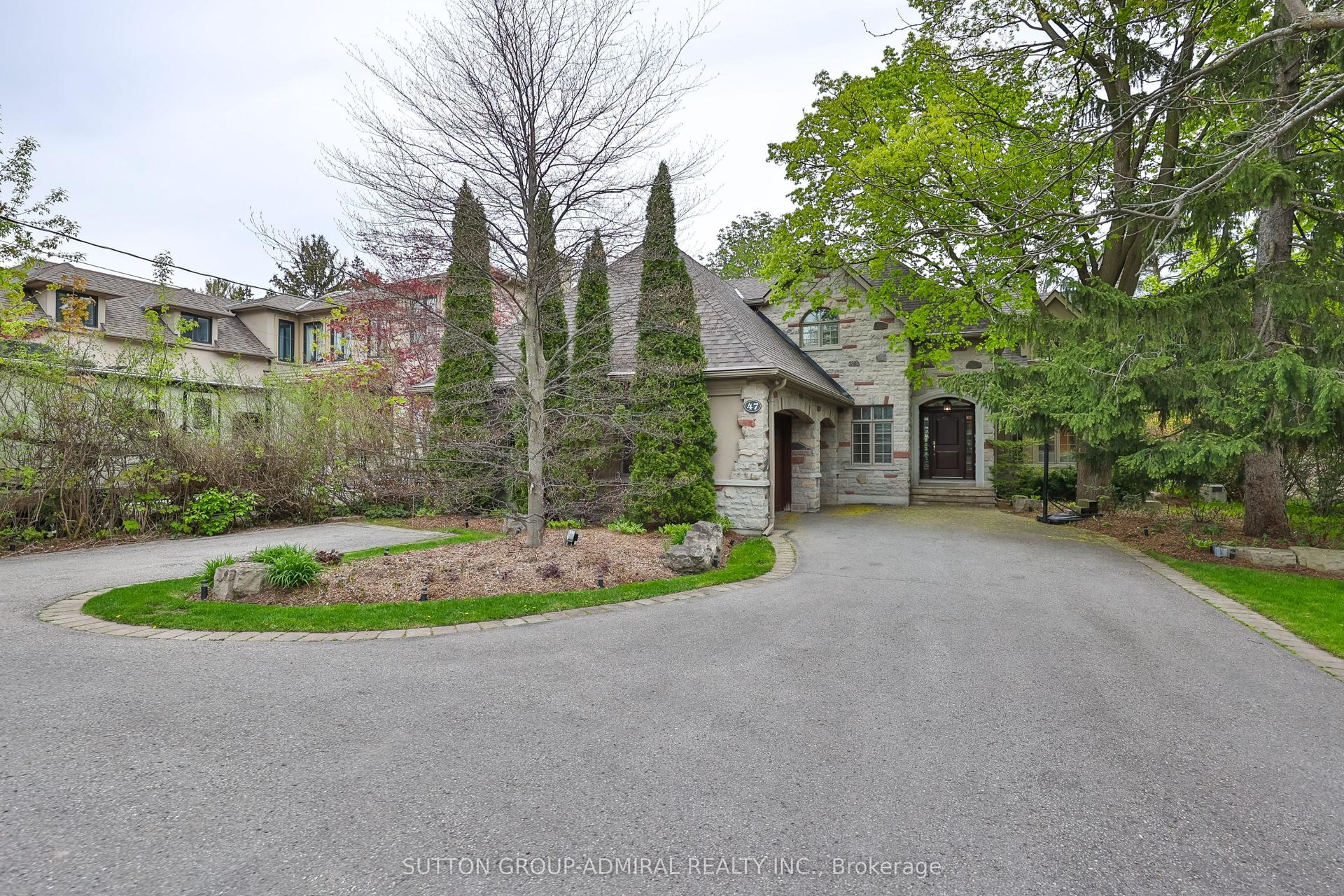 47 Johnson Street — photo 1