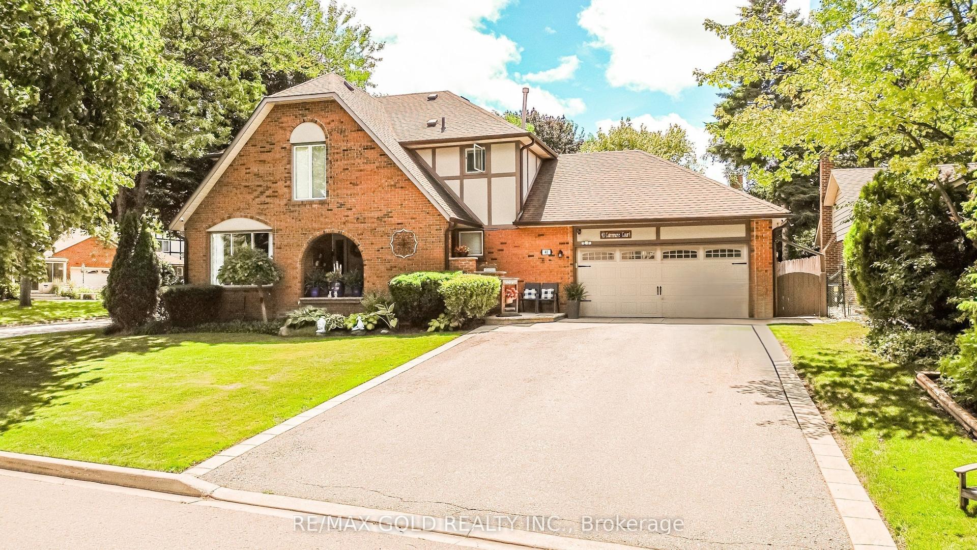40 Cairnmore Court, Brampton — Detached for sale, photo 1