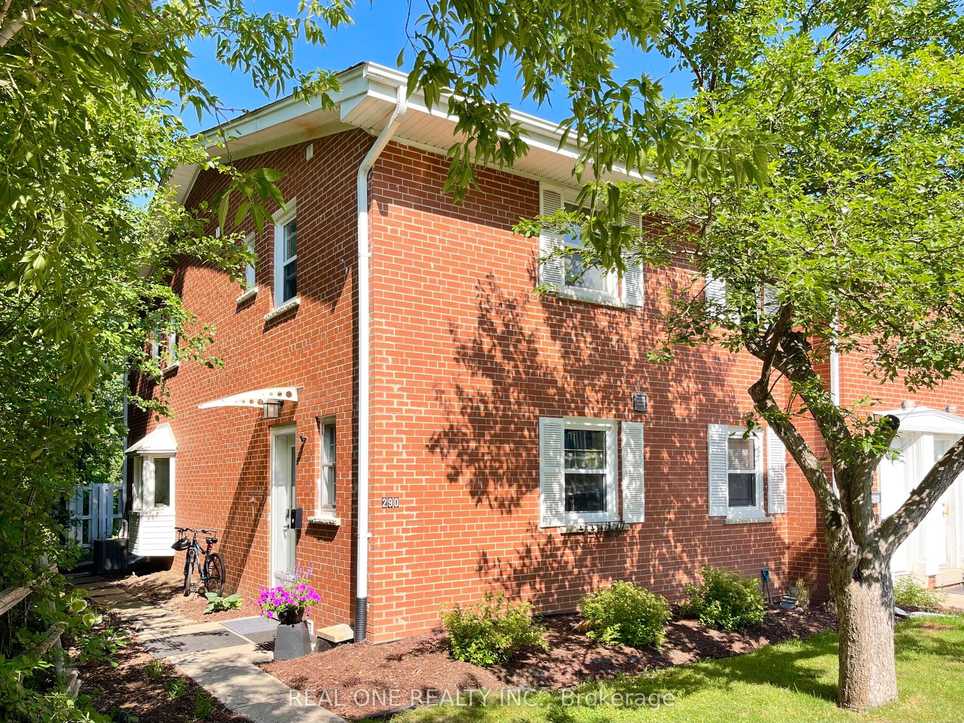 290 WESTCOURT Place, Waterloo — Condo Town for sale, photo 1