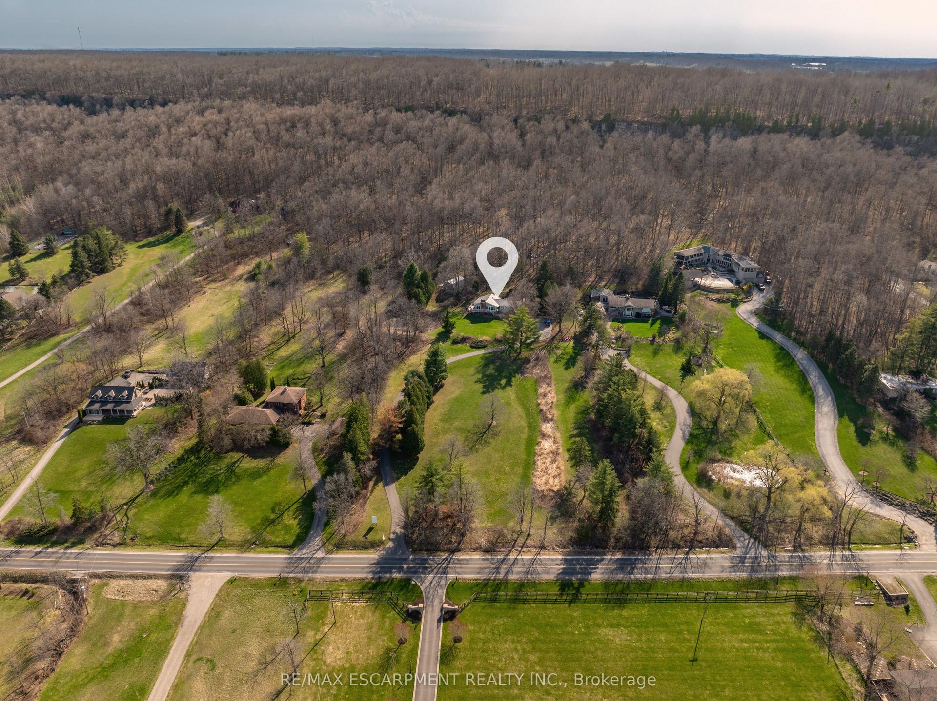 5086 Walkers Line — photo 1