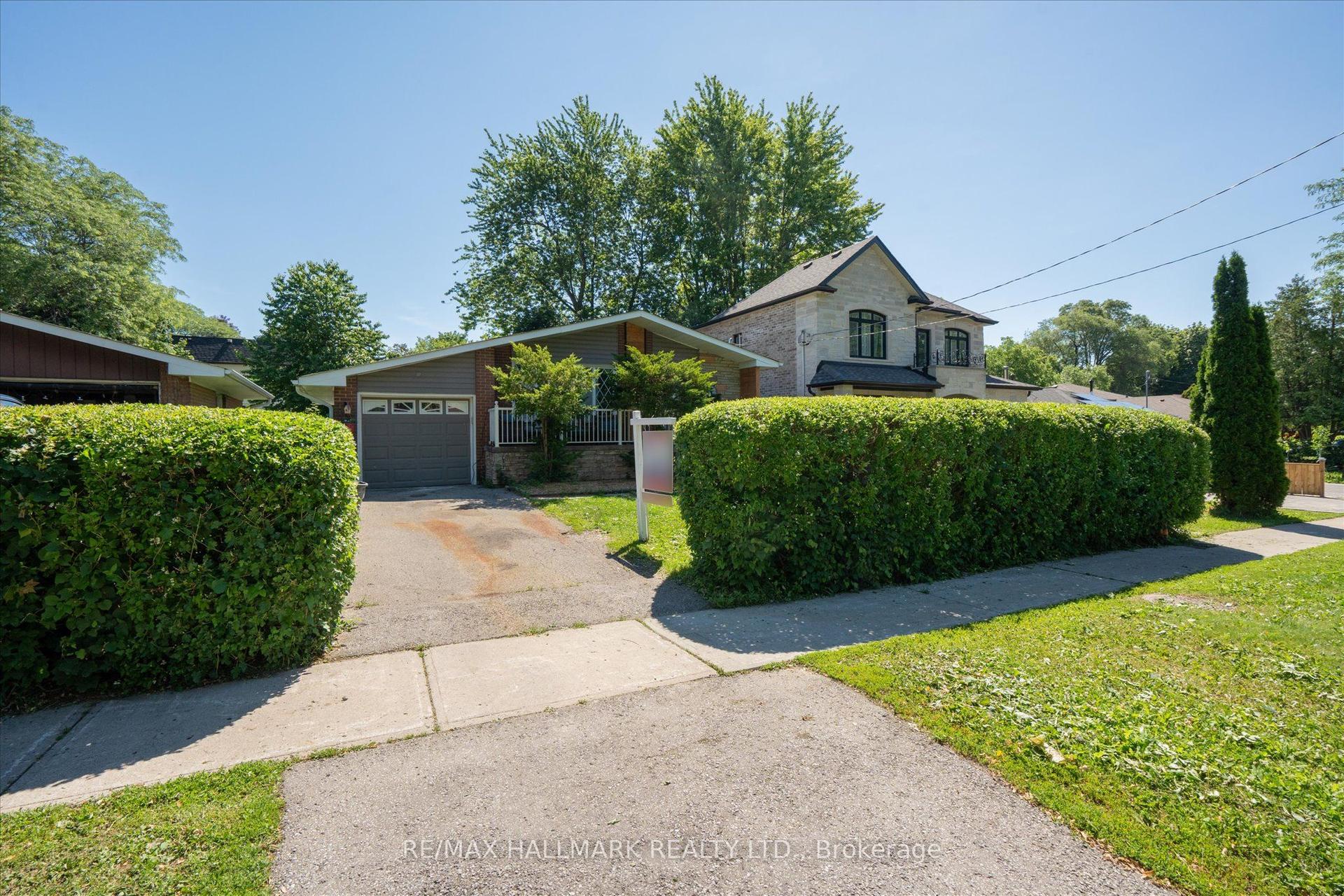 171 Orton Park Road, Toronto — Detached for sale, photo 1