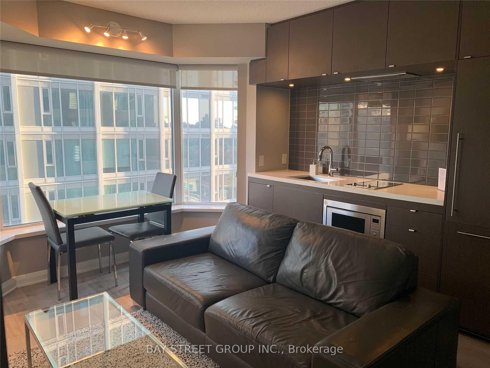 155 Yorkville Avenue 1709 #1709, Toronto — Condo for lease, photo 1