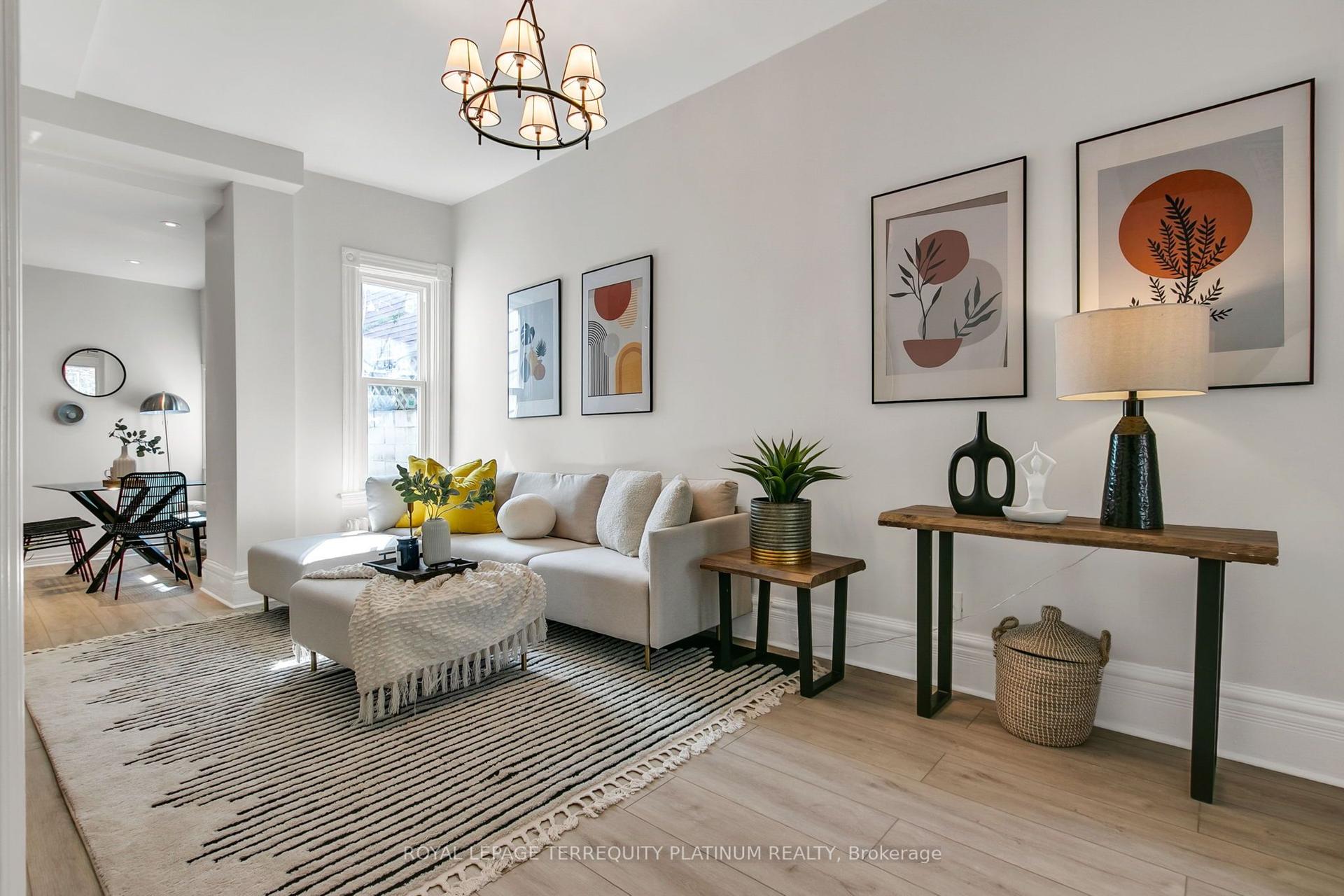 405 Brock Avenue — photo 1
