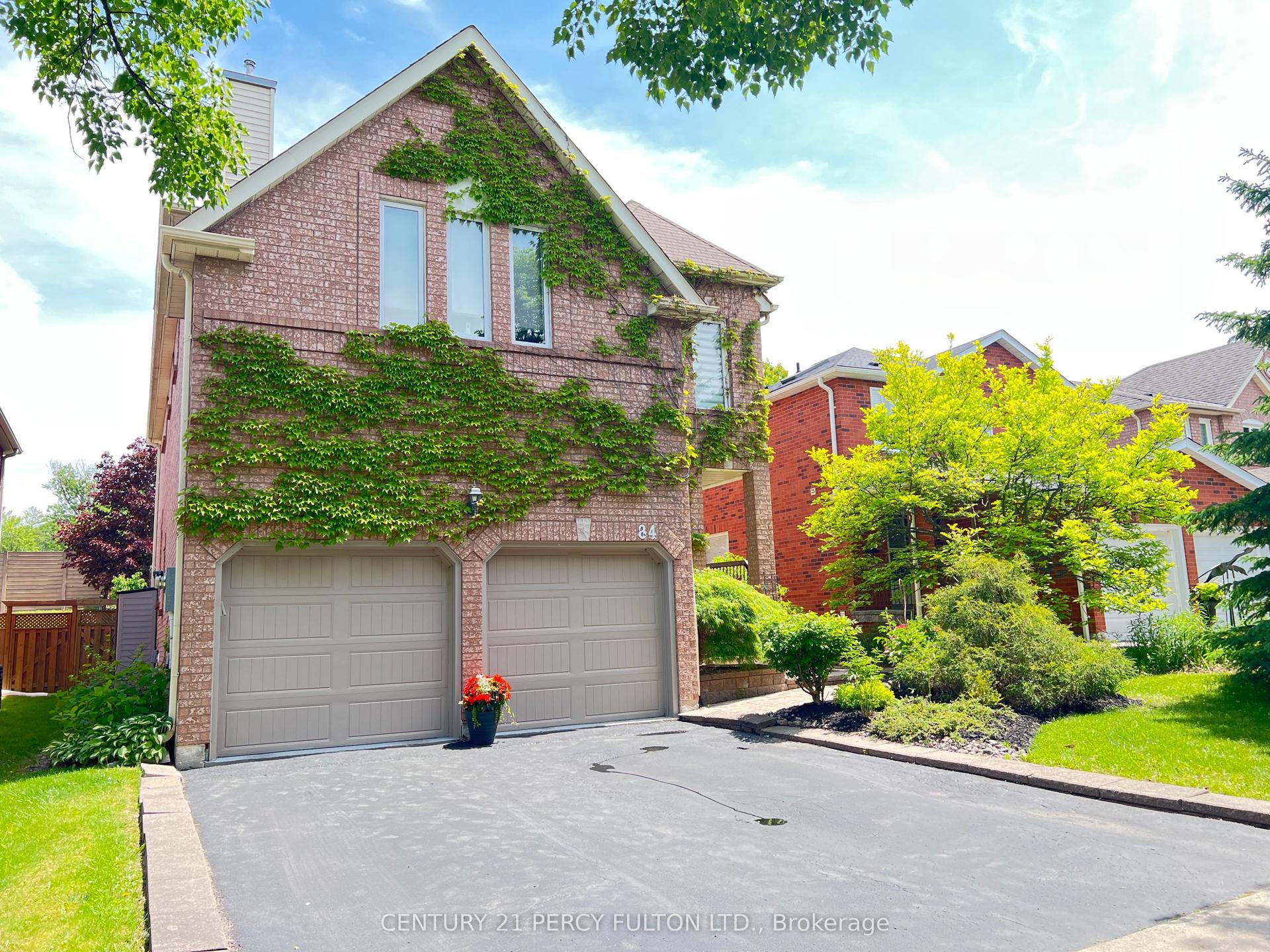 84 Loraview Lane — photo 1