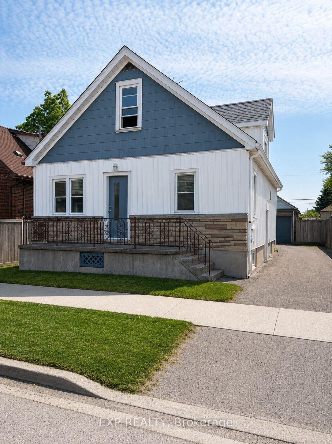 36 Brighton Avenue, St. Catharines — Detached for sale, photo 1