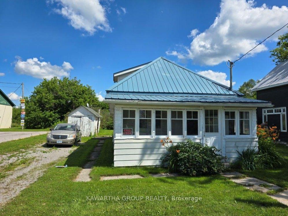 129 Lindsay Street — photo 1