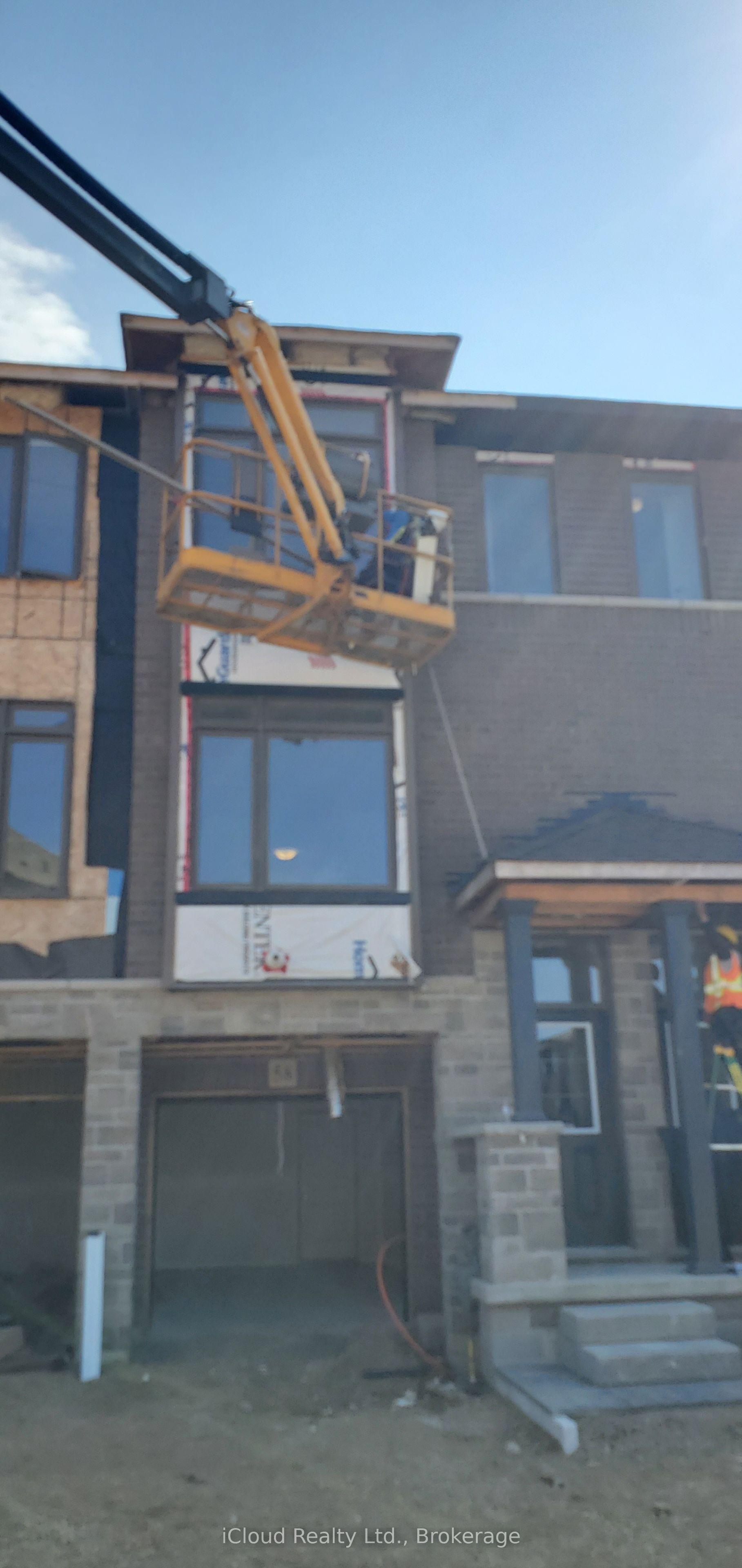 120 Court Drive — photo 1