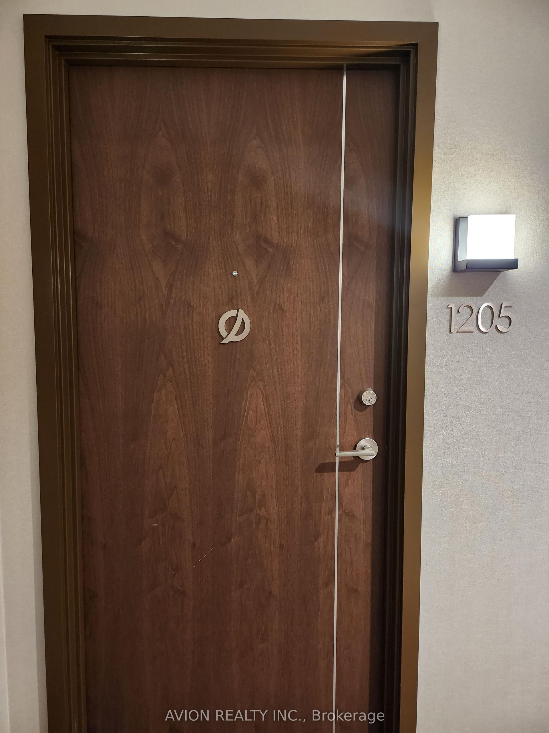 115 Mcmahon Drive 1205 #1205 — photo 1
