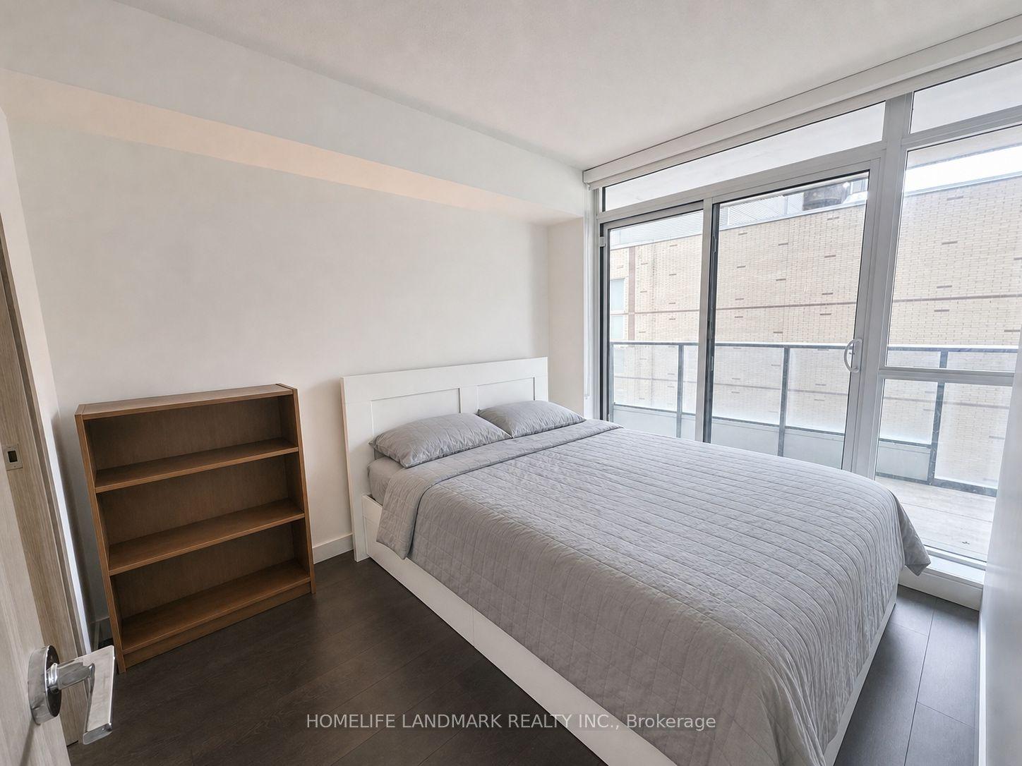 38 Widmer Street 803 #803 — photo 1