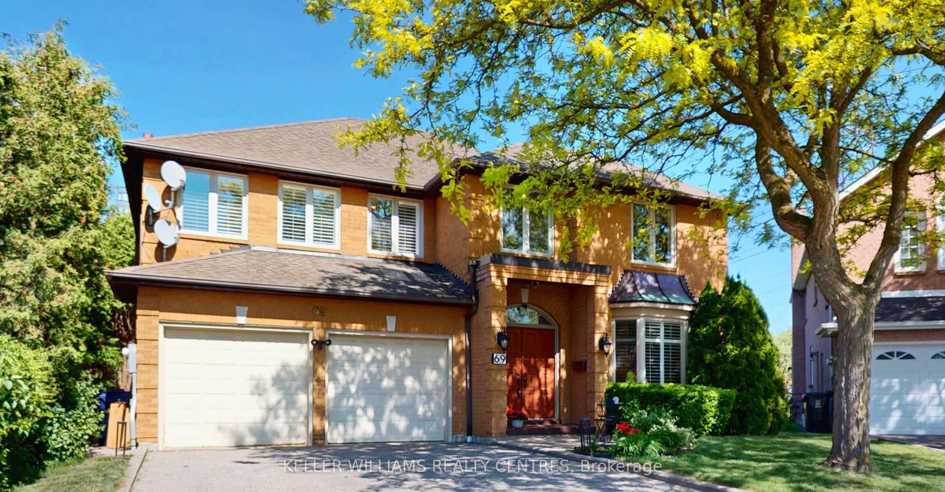 69 Gustav Crescent, Toronto — Detached for sale, photo 1