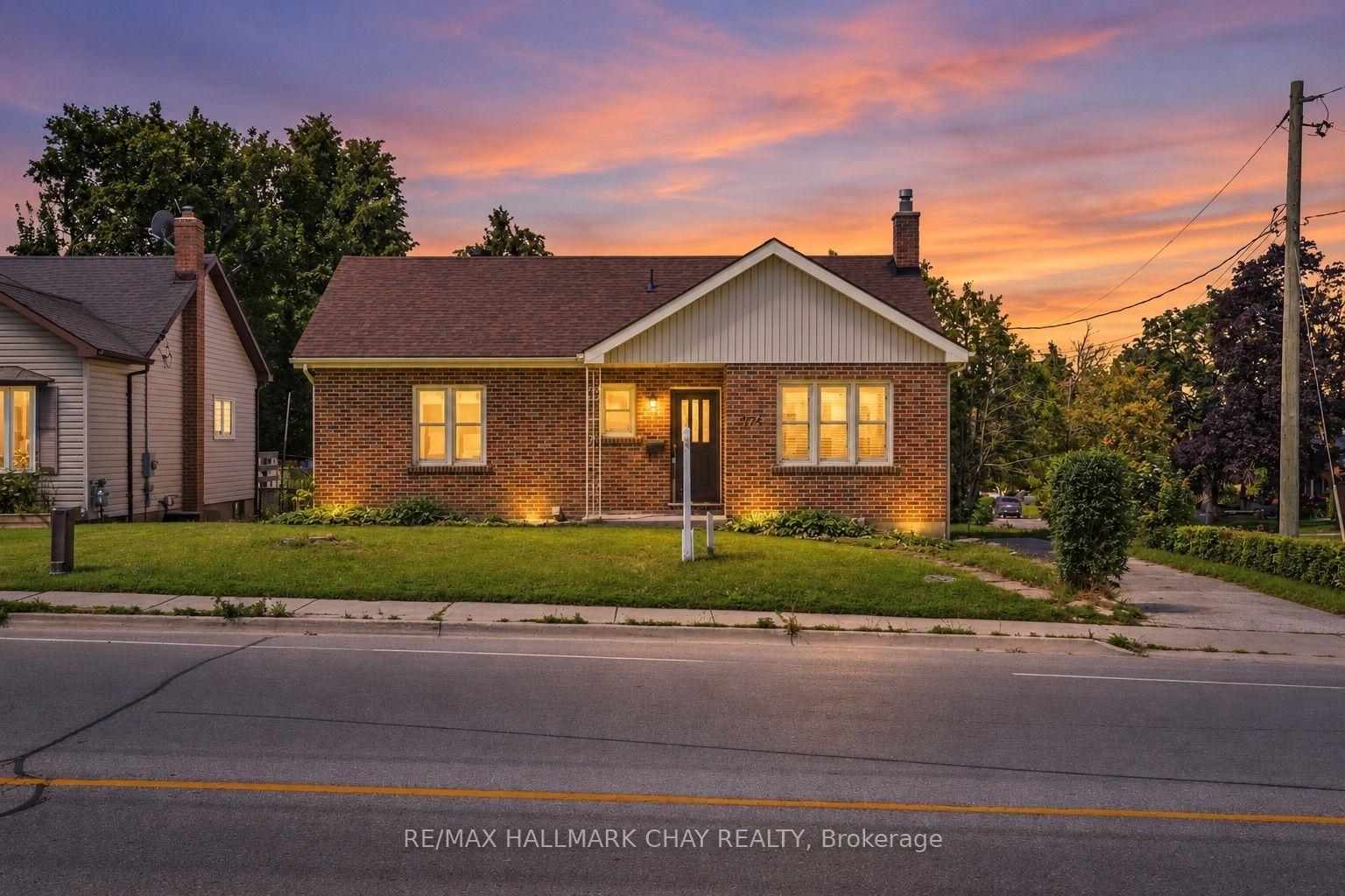 174 St Vincent Street, Barrie — Detached for sale, photo 1