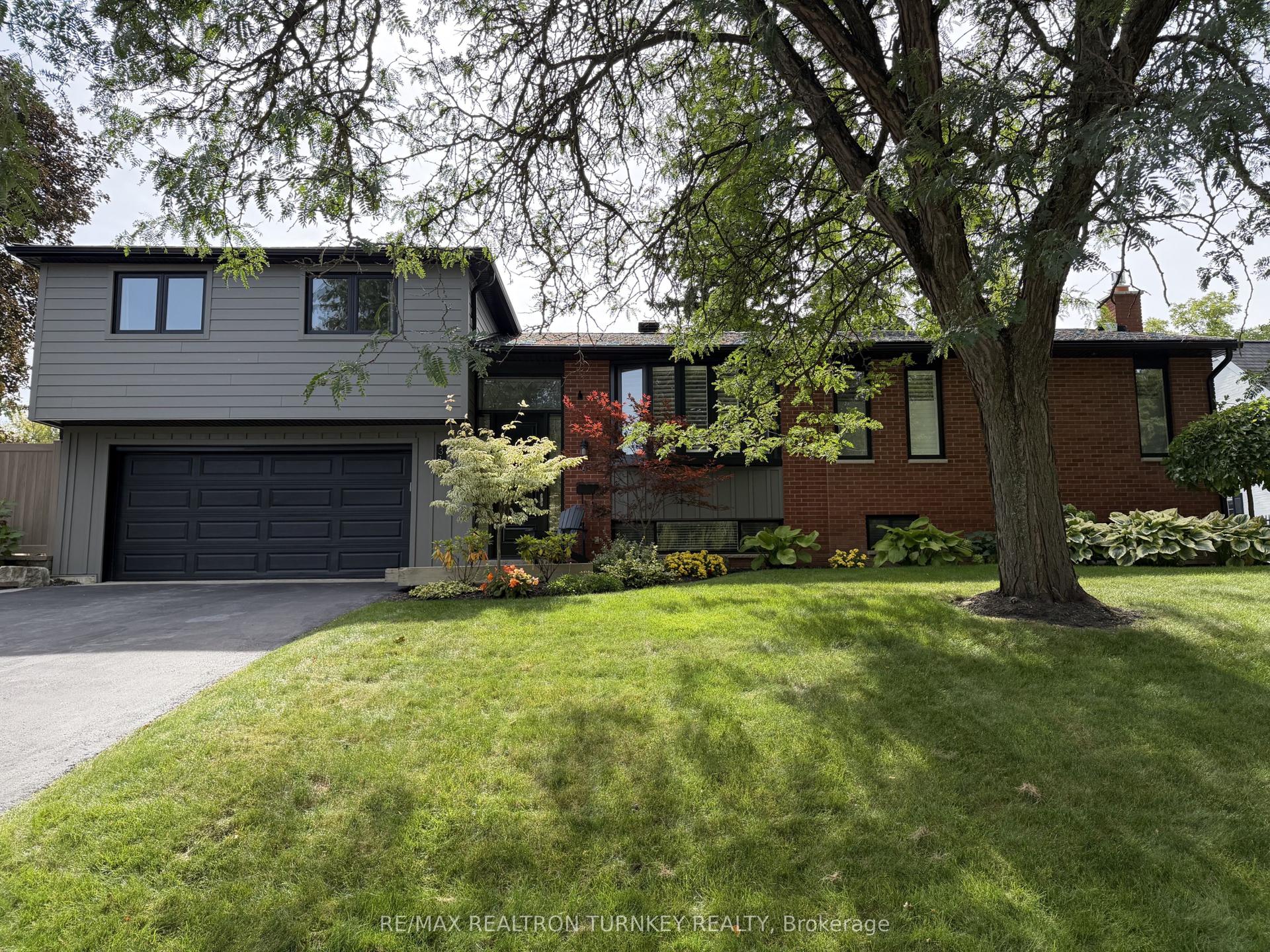 310 Queen Street Lower #Lower, Newmarket — Detached for lease, photo 1