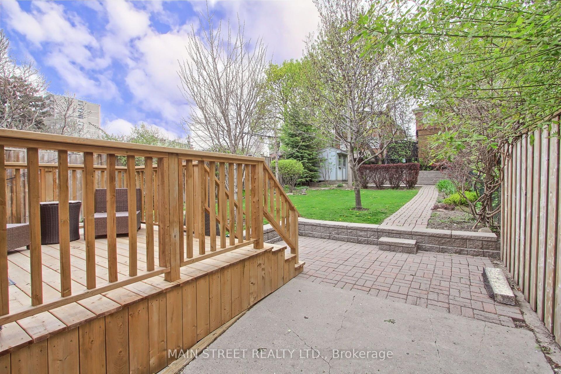 595 Northcliffe Boulevard — photo 1