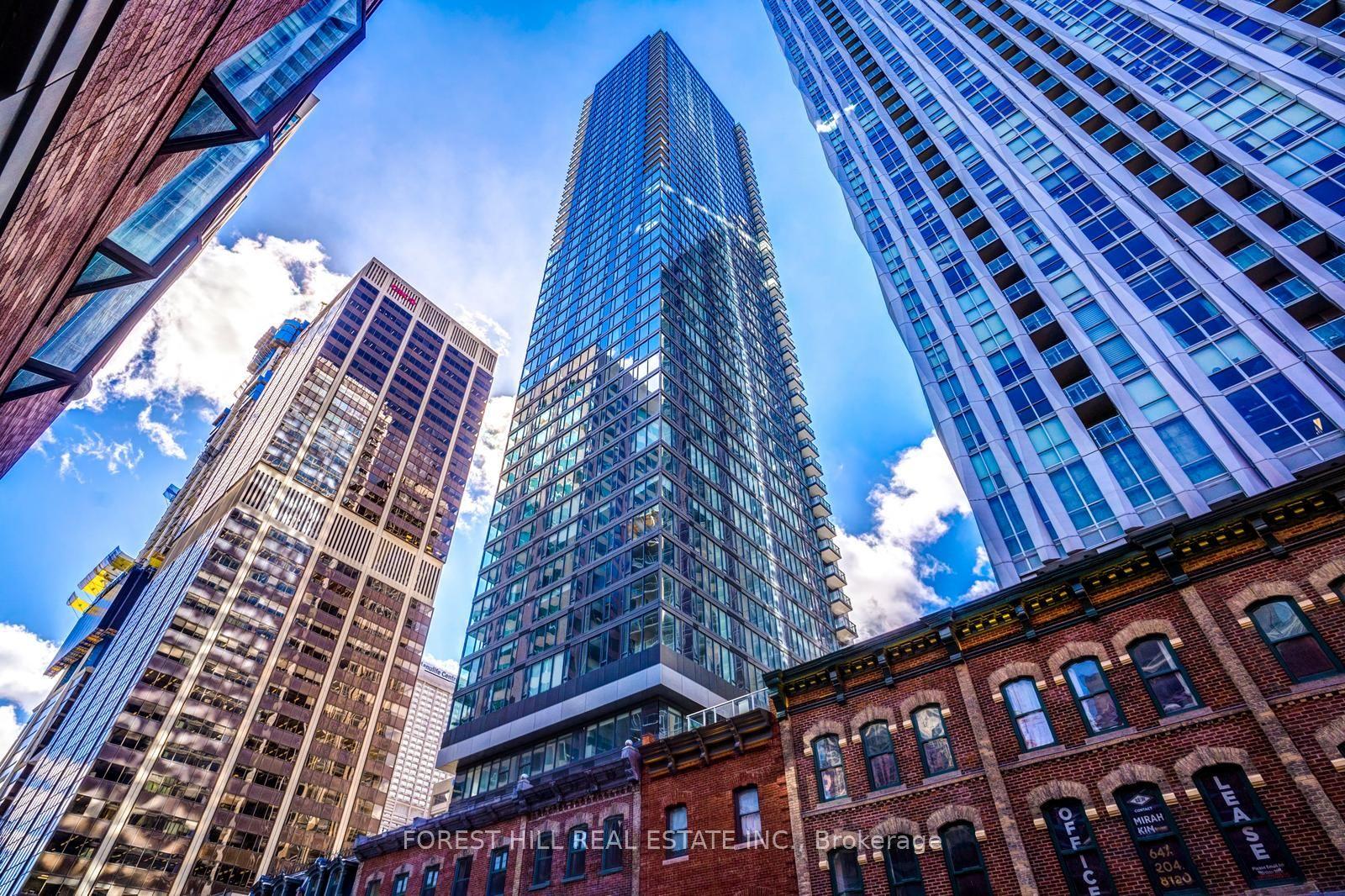 8 Cumberland Street 4002 #4002, Toronto — Condo for lease, photo 1