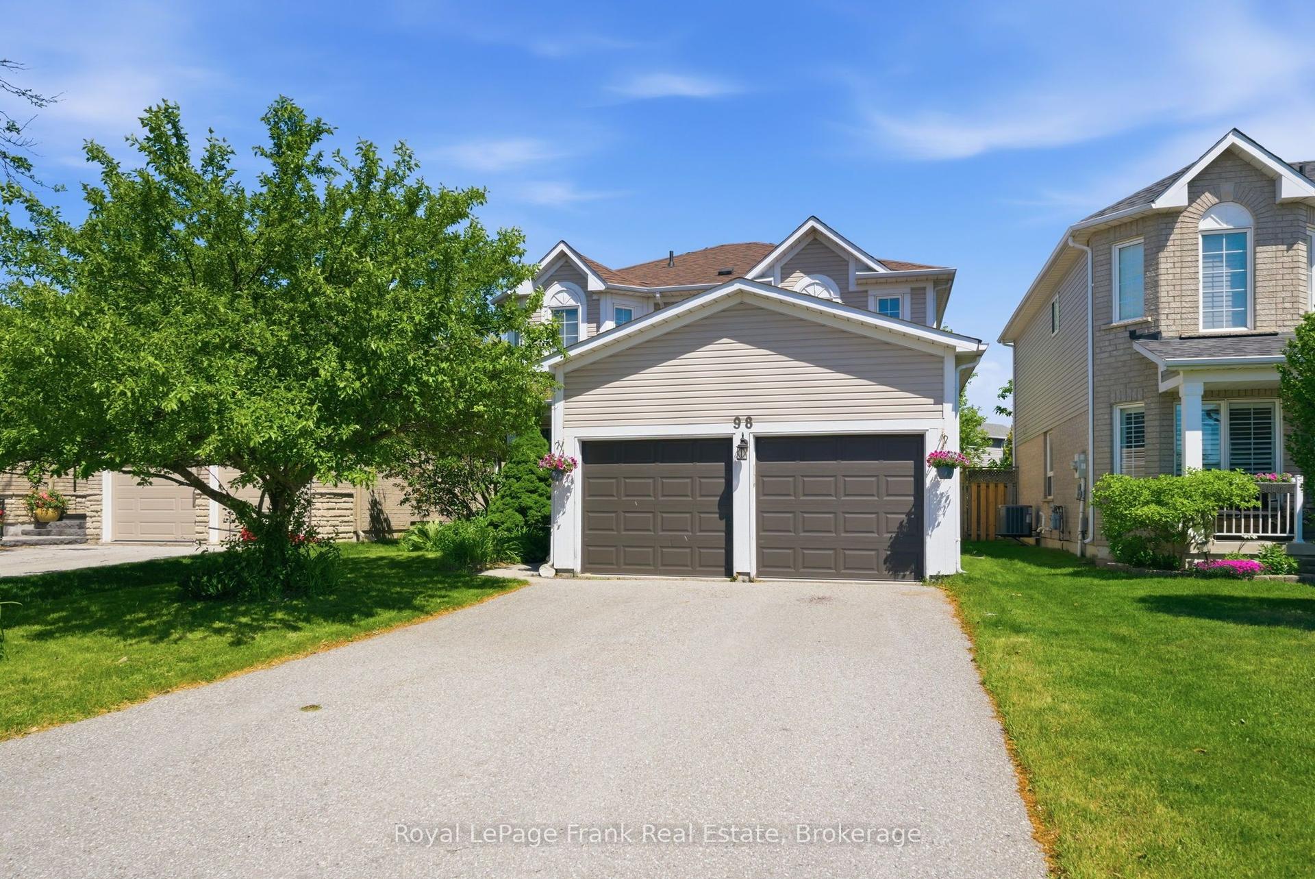 98 Rustwood Street — photo 1