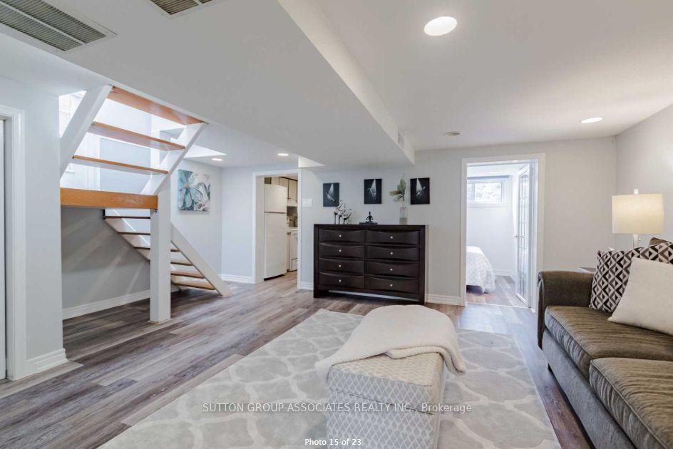 33 Hagar Avenue lower #lower — photo 1