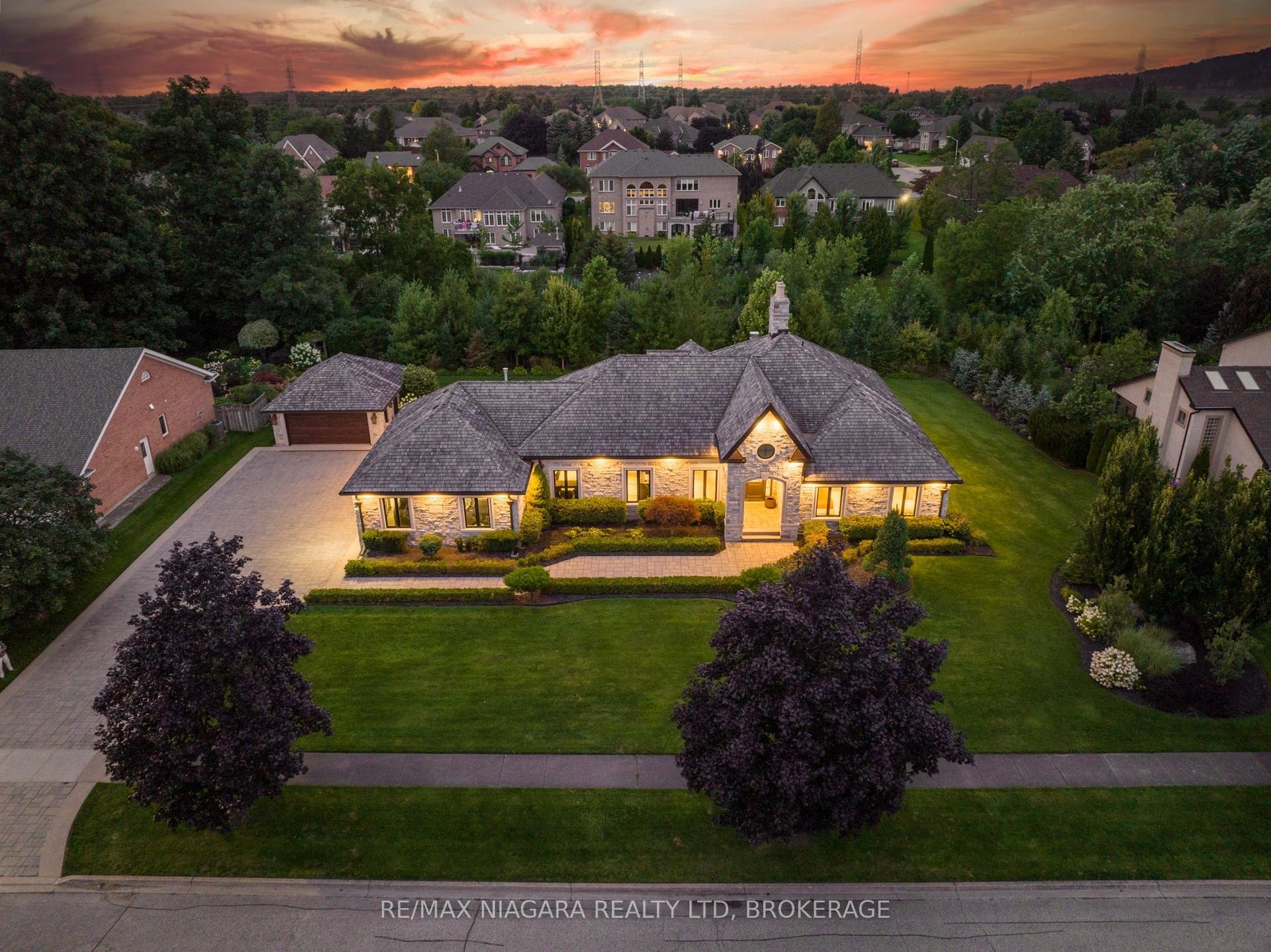 3551 CARDINAL Drive, Niagara Falls — Detached for sale, photo 1
