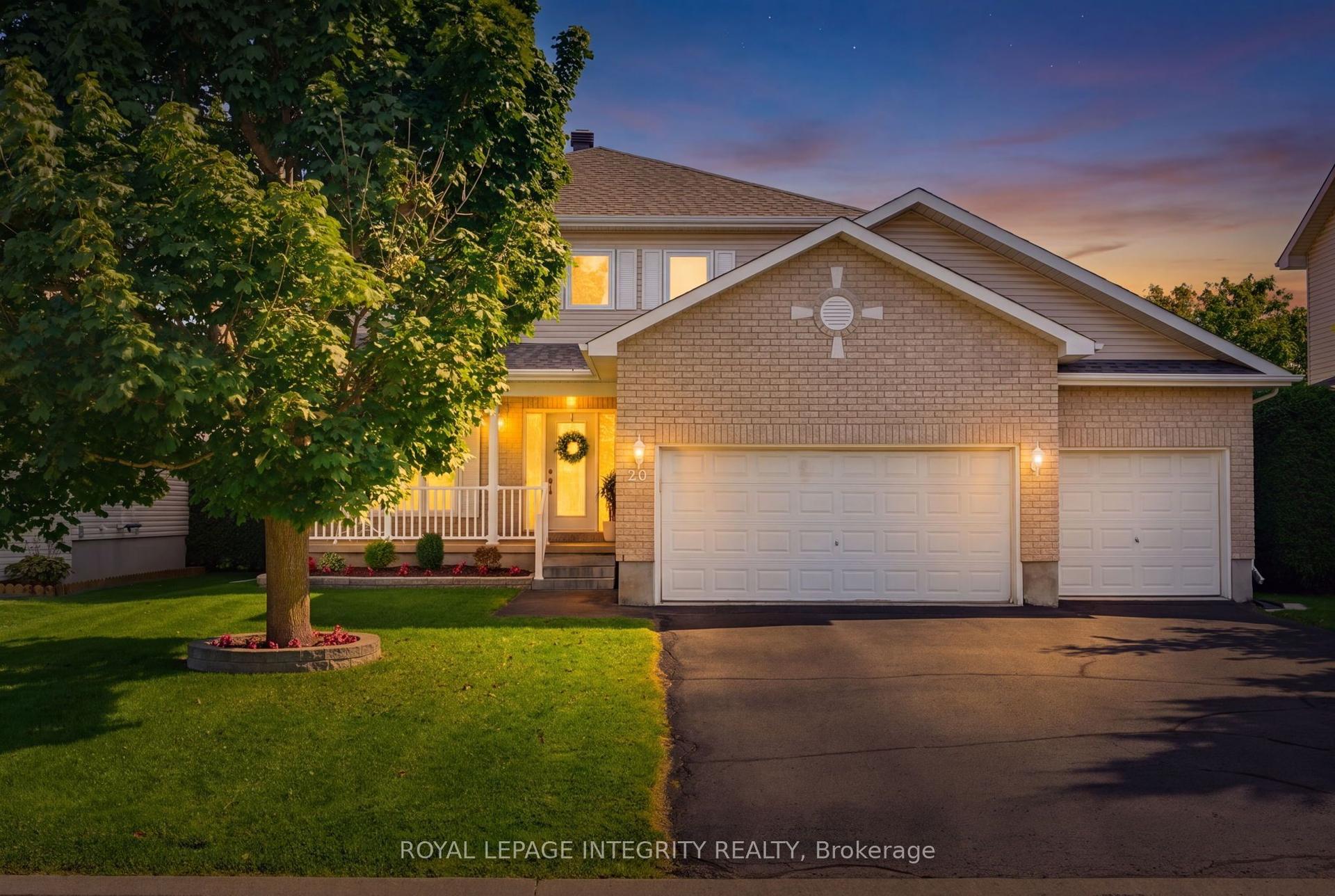 20 Merlin Street, Russell — Detached for sale, photo 1