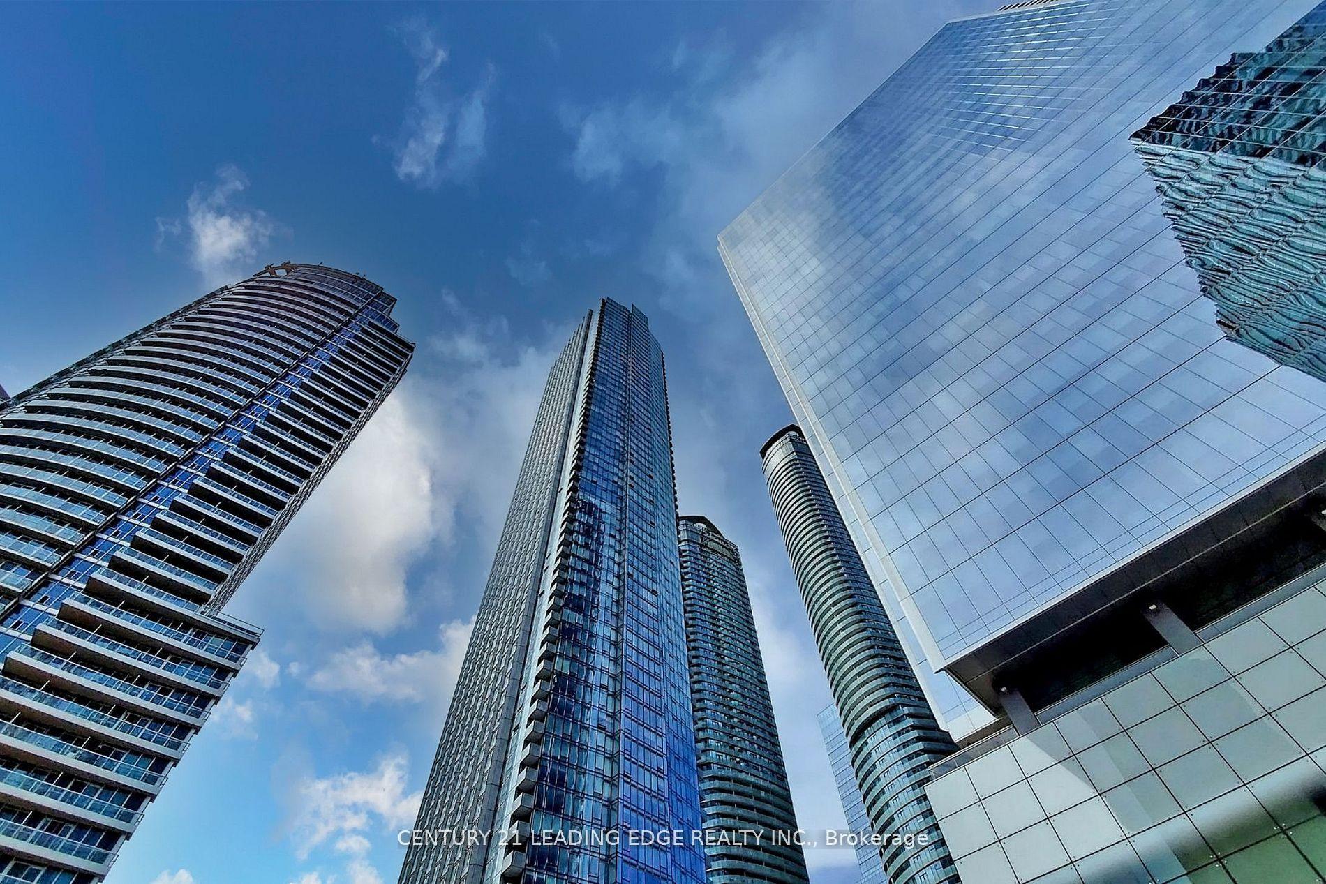 10 York Street 5008 #5008, Toronto — Condo for sale, photo 1