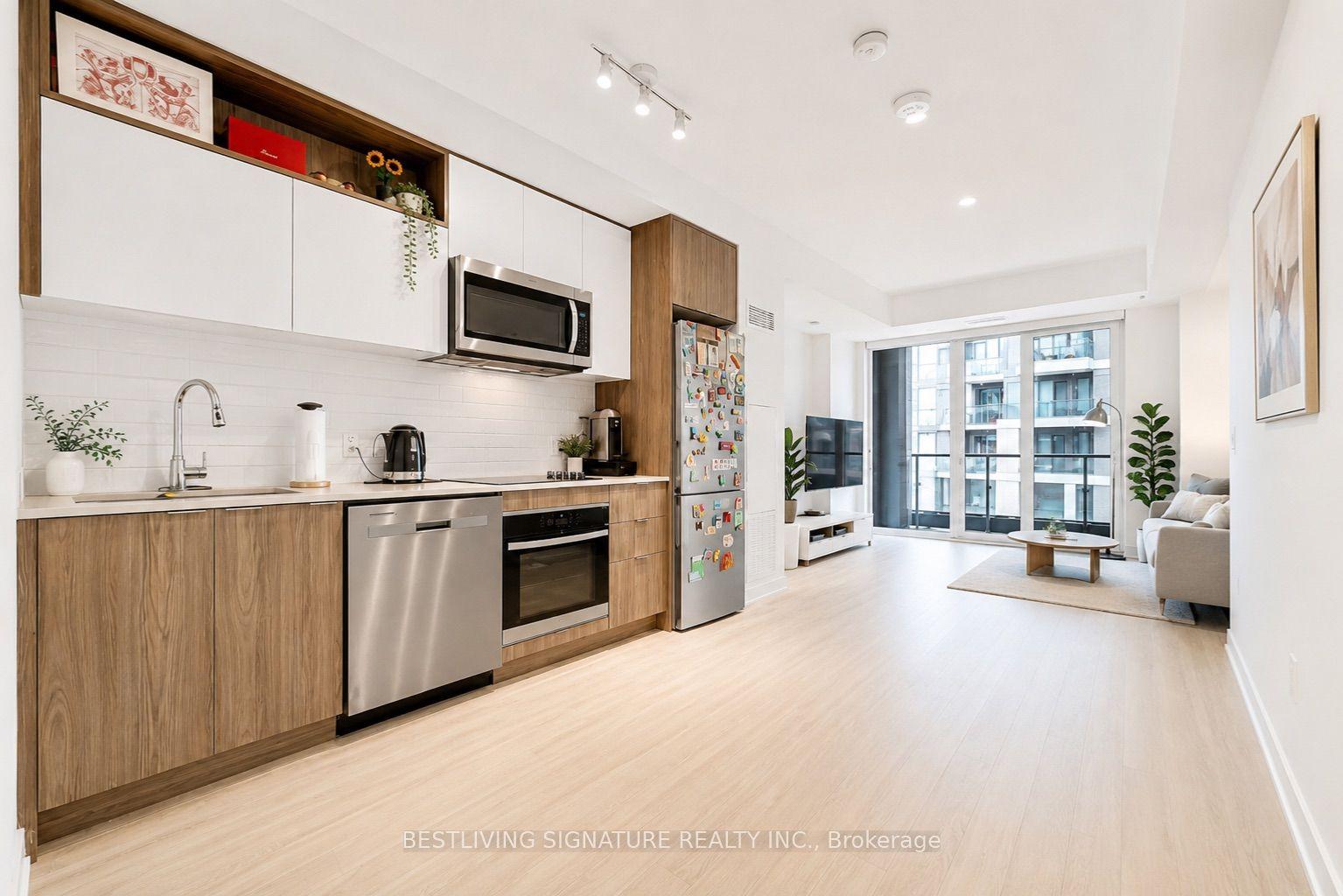 60 Princess Street 1221 #1221 — photo 1