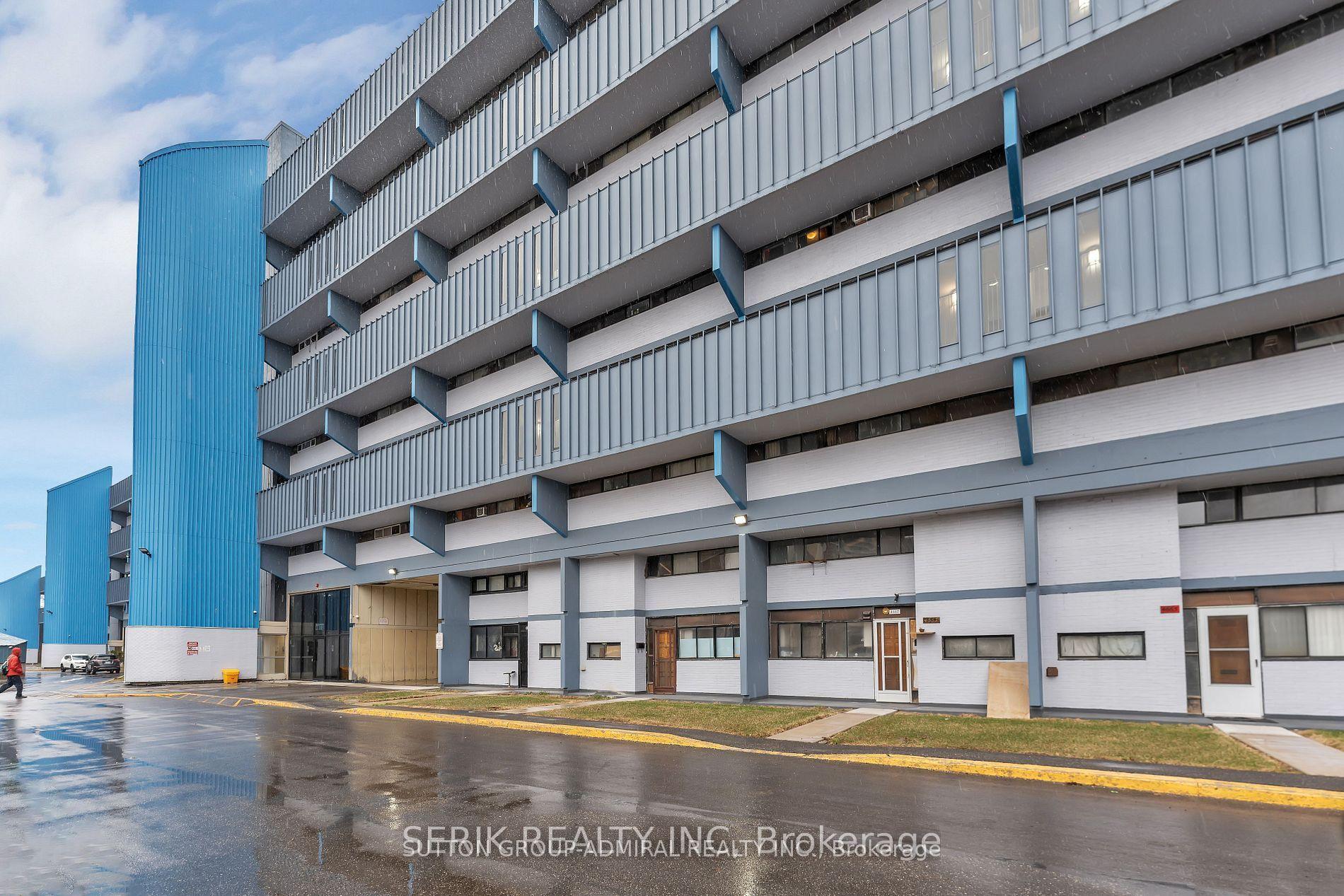 4673 Jane Street 417 #417 — photo 1