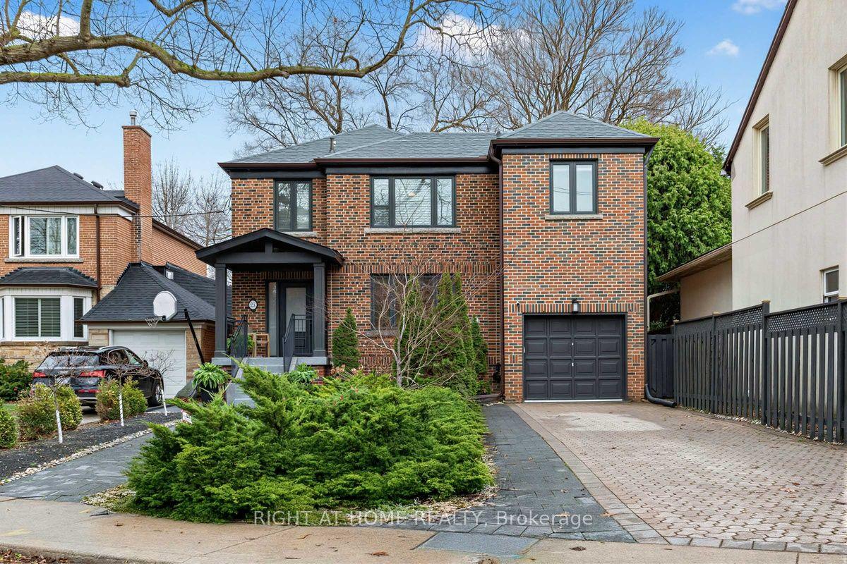 21 Austin Terrace — photo 1