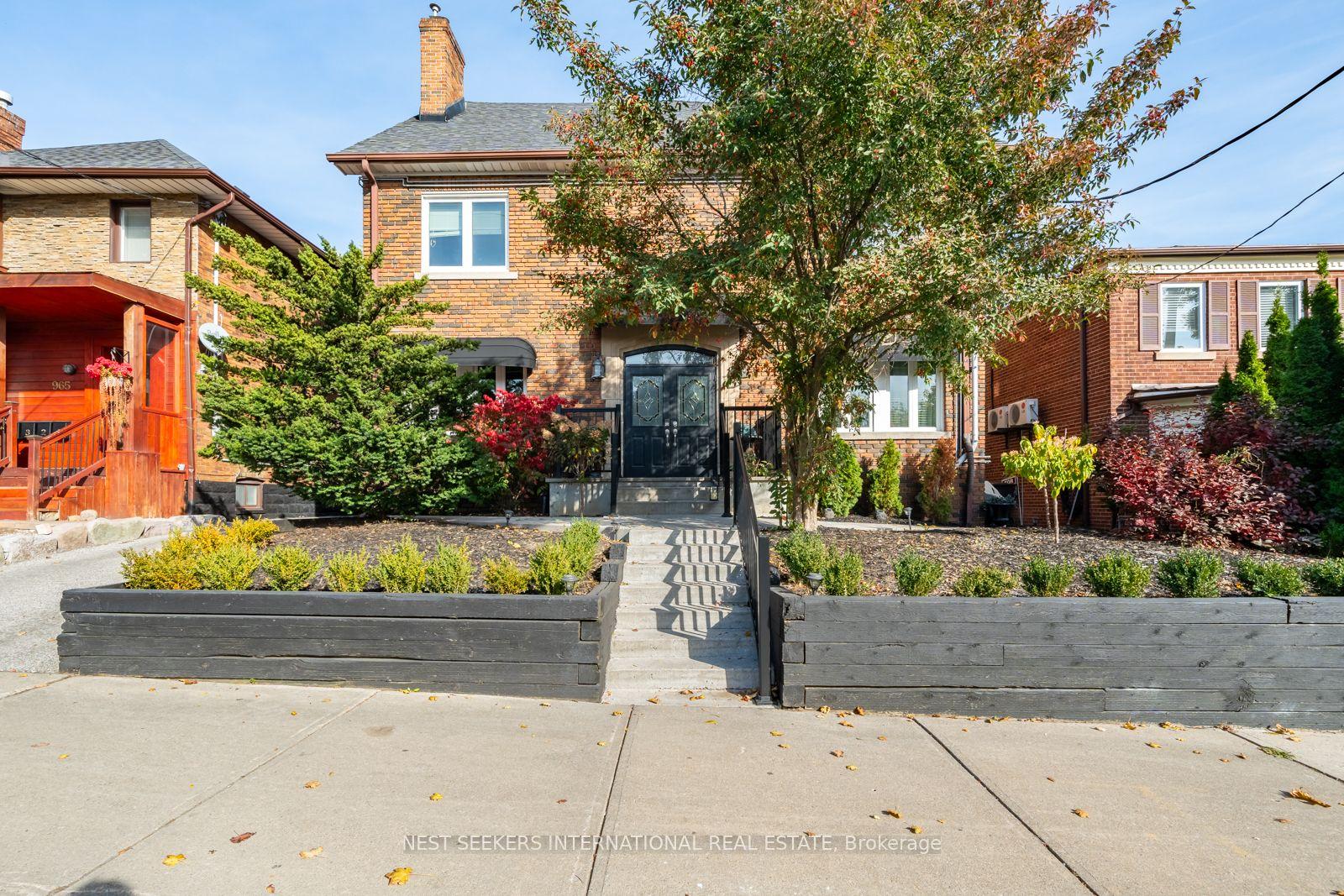 963 Avenue Road 7 #7 — photo 1