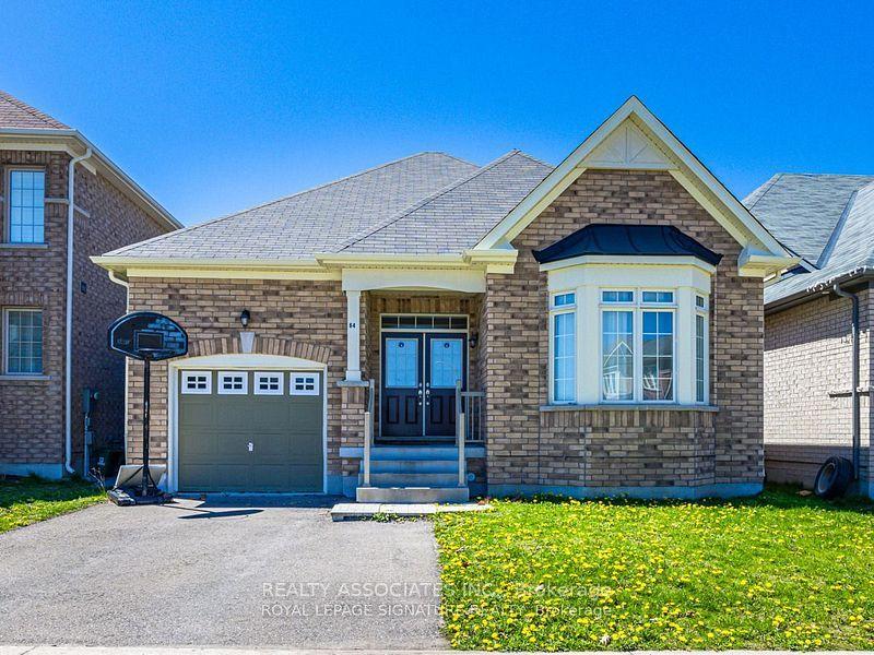 64 Pedwell Street, Clarington — Detached for sale, photo 1