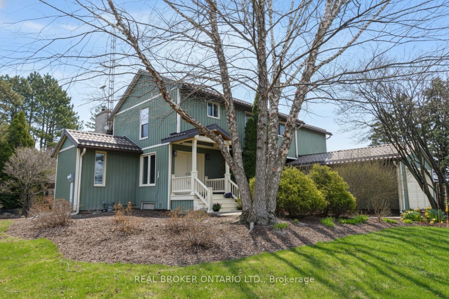 2952 Powerline Road W — photo 1