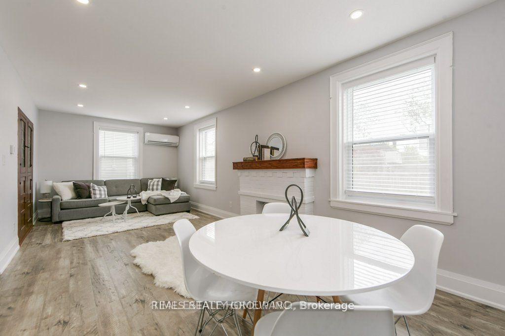 1492 Dundas Street E 1 #1, Toronto — Multiplex for lease, photo 1