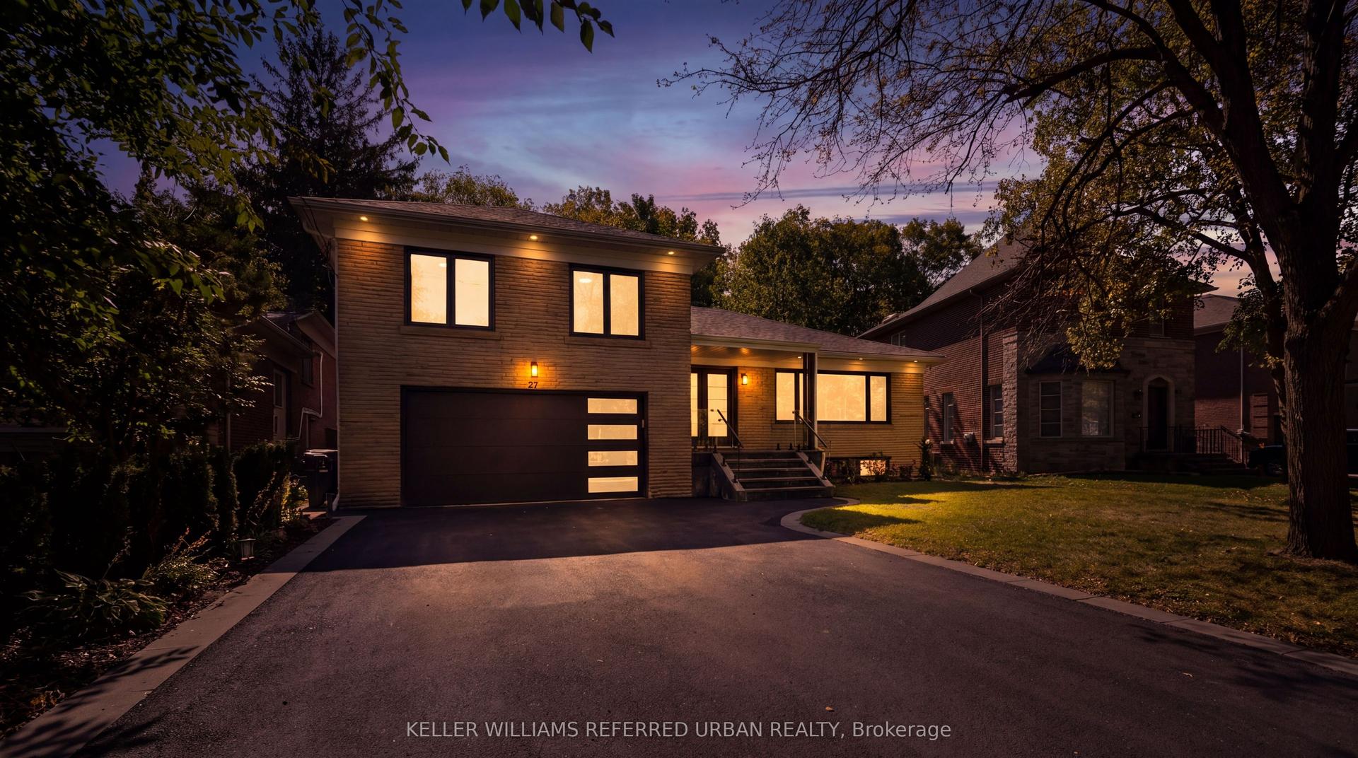 27 Christine Crescent, Toronto — Detached for sale, photo 1