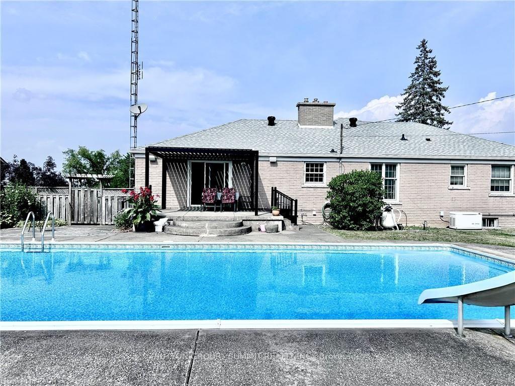 1279 Niagara River Parkway — photo 1