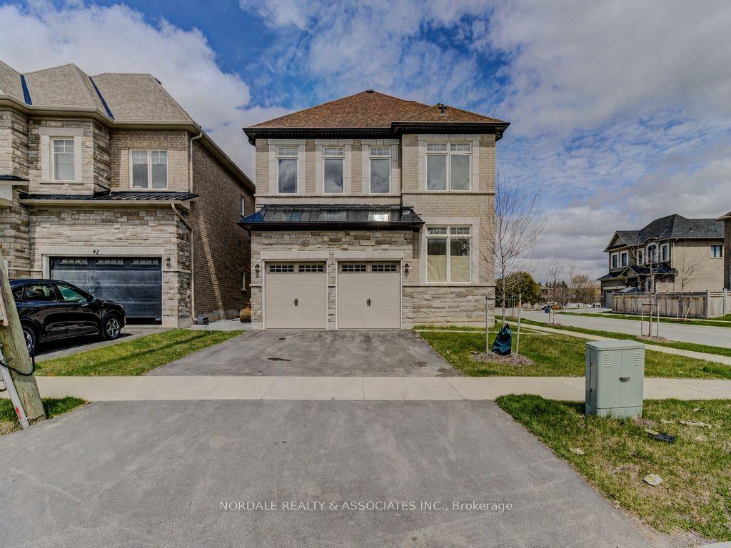 90 Seguin Street — photo 1